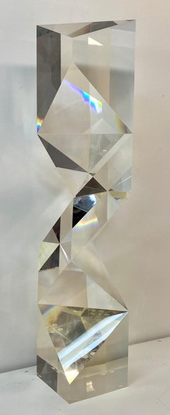 Alessio Tasca Scultura geometrica in lucite di grandi dimensioni C.1970