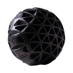 Sfera scultura in ceramica antracite di Alessio Tasca, Italia, anni '60