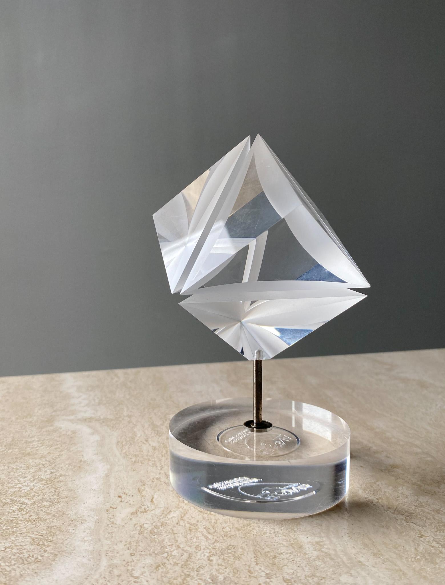Mid-Century Modern Alessio Tasca for Fusina Acrylic Prism Sculpture, 1970s  For Sale