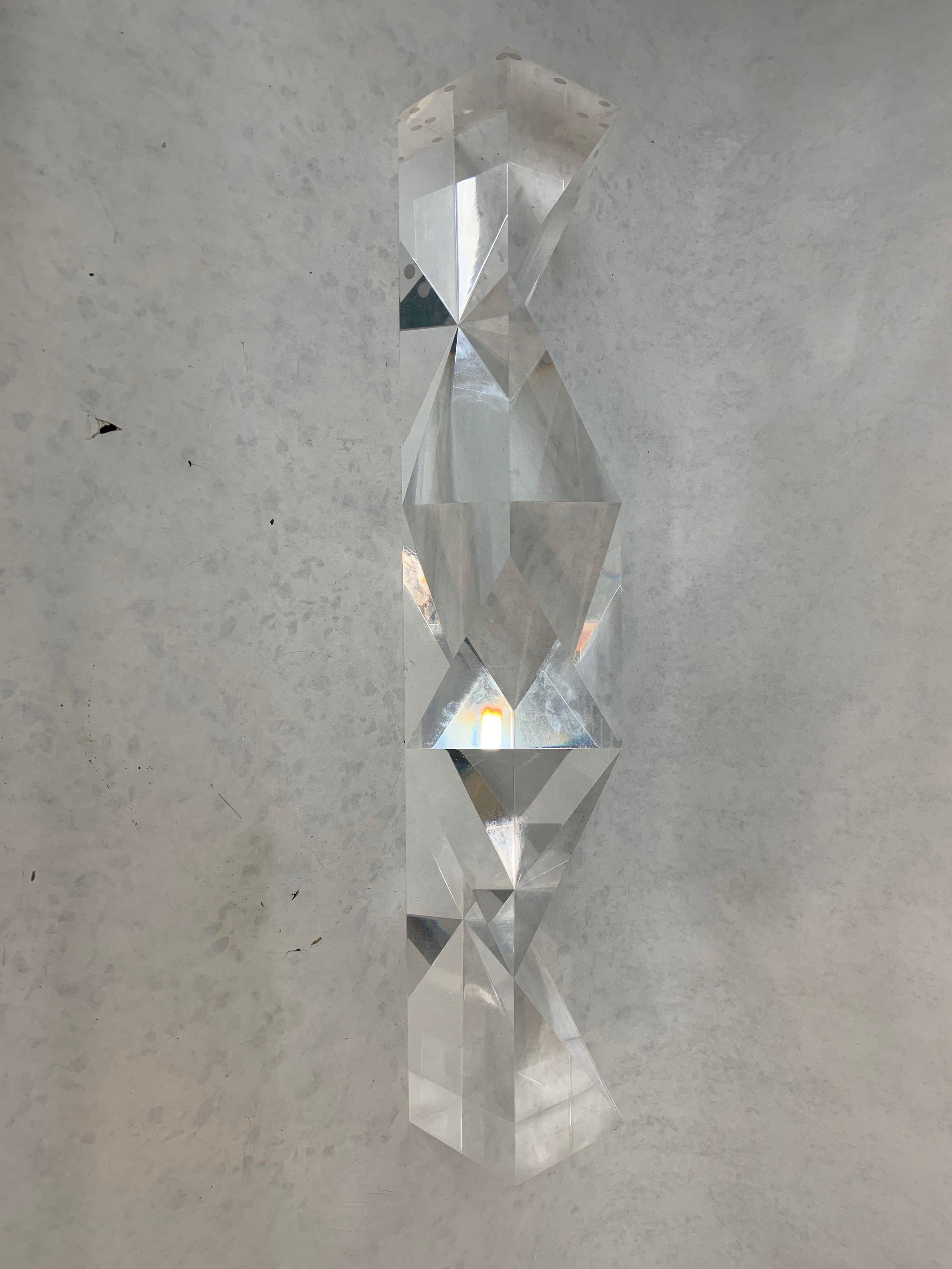 Alessio Tasca Italian Modern Abstract Lucite 'Fusina' Prism Sculpture In Good Condition In East Hampton, NY
