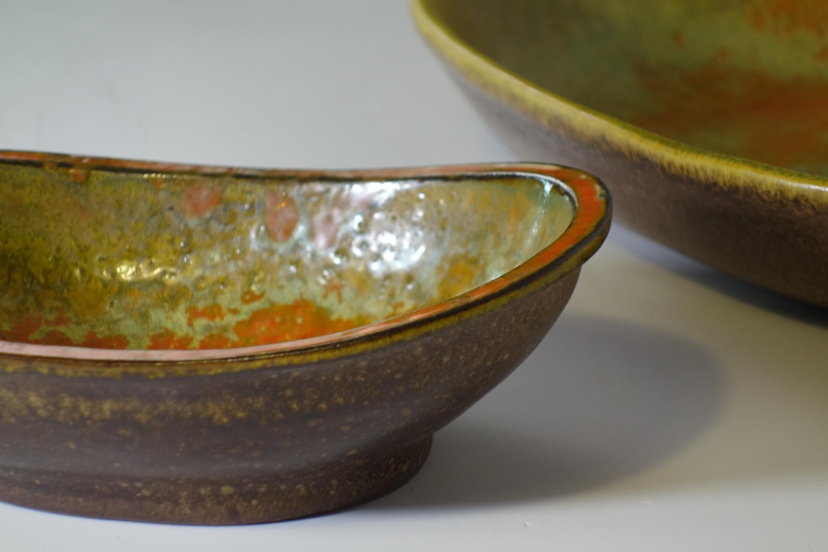 Alessio Tasca Italian Pottery Studio Abstrakte Keramikschale 2er-Set (Moderne der Mitte des Jahrhunderts) im Angebot