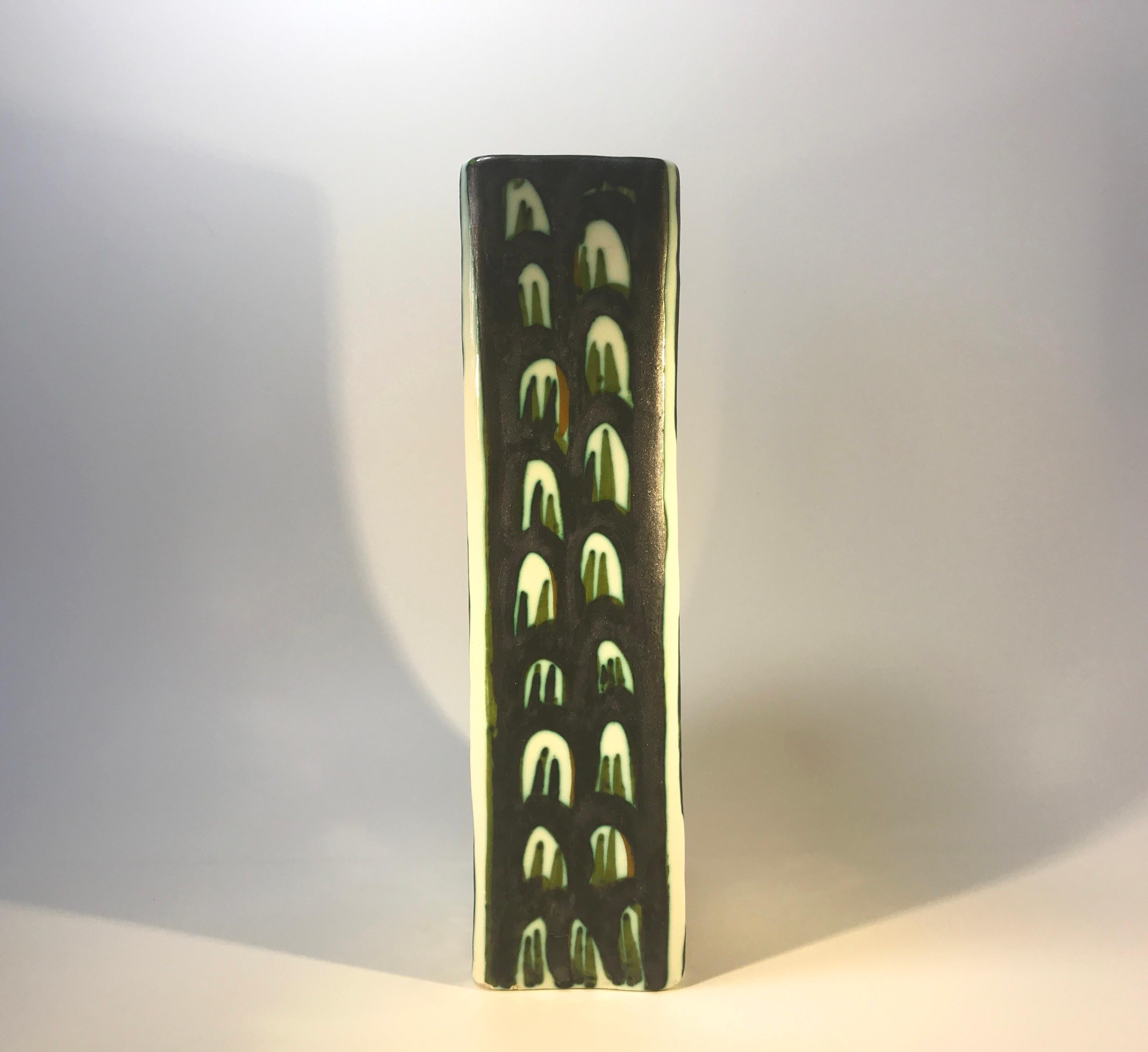 Glazed Alessio Tasca Signed, 1960s Tall Green White Double Sided Ceramic Fish Vase  For Sale