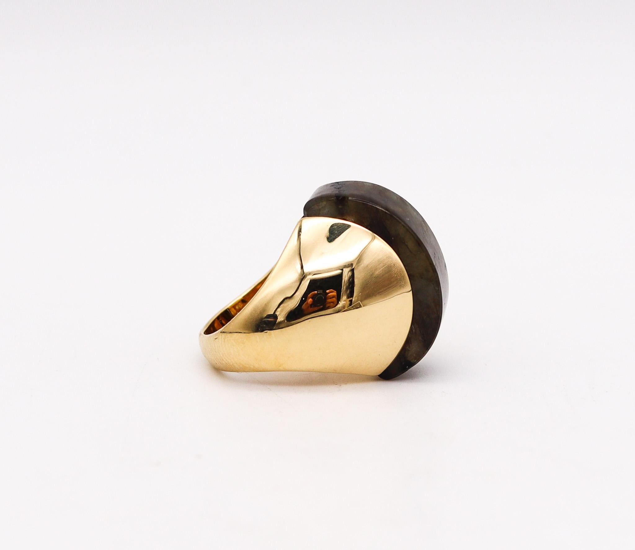 Modernist Aletto Brothers Geometric Cocktail Ring in 18 Karat Yellow Gold with Labradorite For Sale