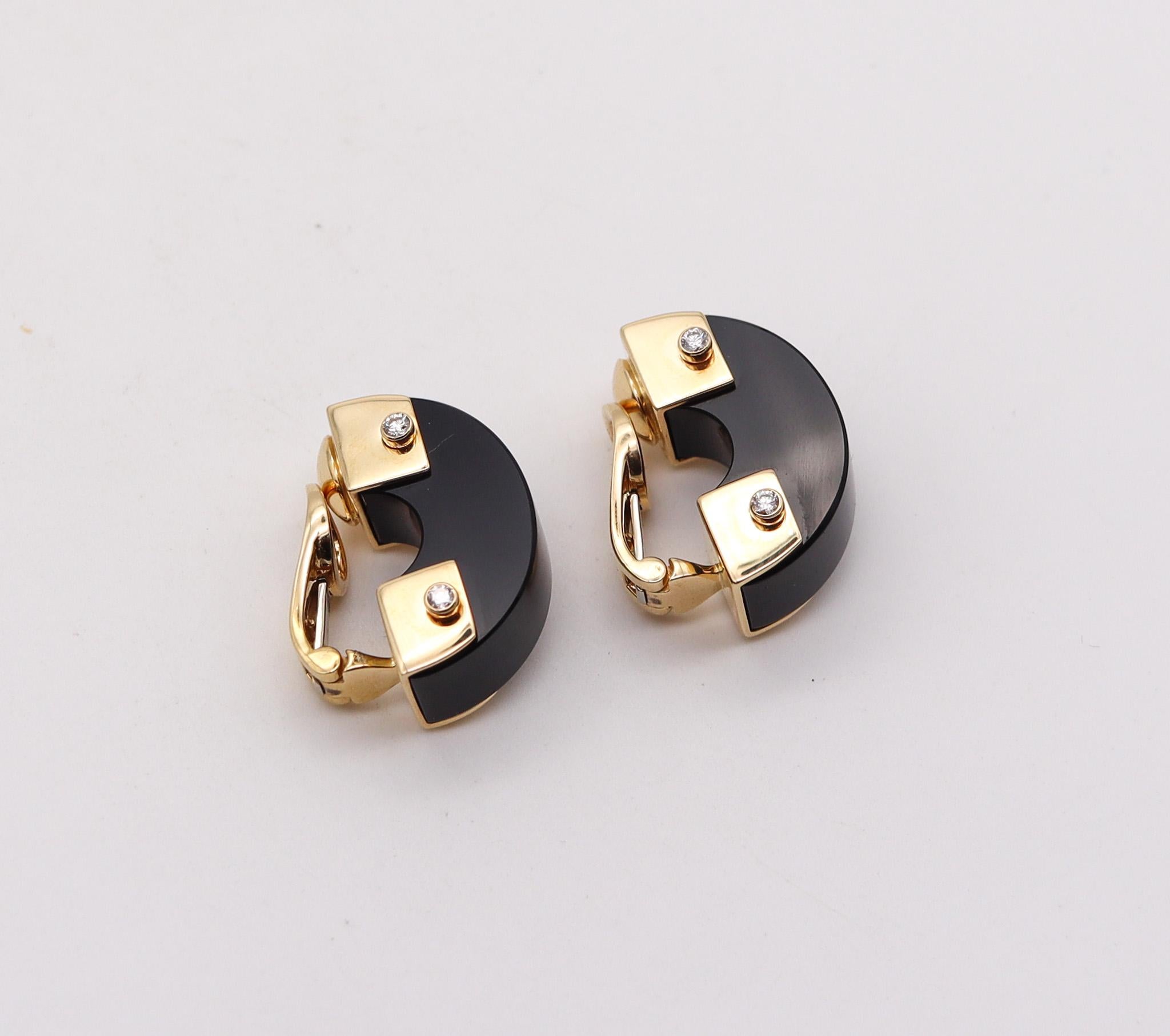 Women's Aletto Brothers Geometric Earrings in 18kt Yellow Gold with Diamonds and Onyxes For Sale