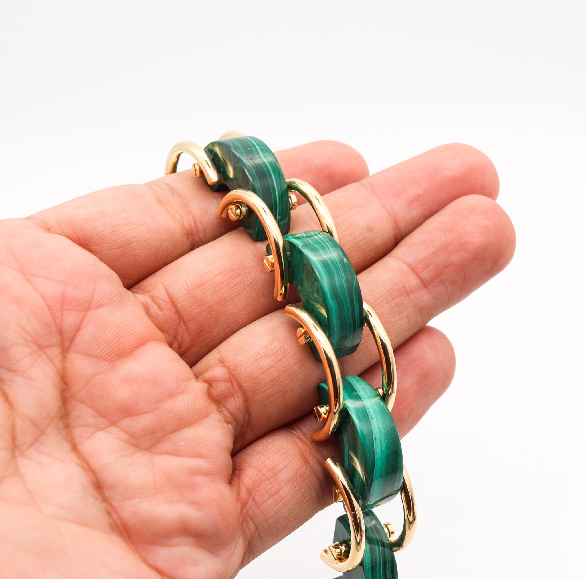 Aletto Brothers Sculptural Bracelet in 18Kt Yellow Gold with Carved Malachite For Sale 4