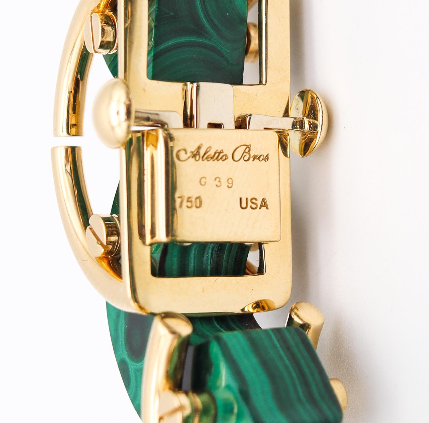 Women's or Men's Aletto Brothers Sculptural Bracelet in 18Kt Yellow Gold with Carved Malachite For Sale