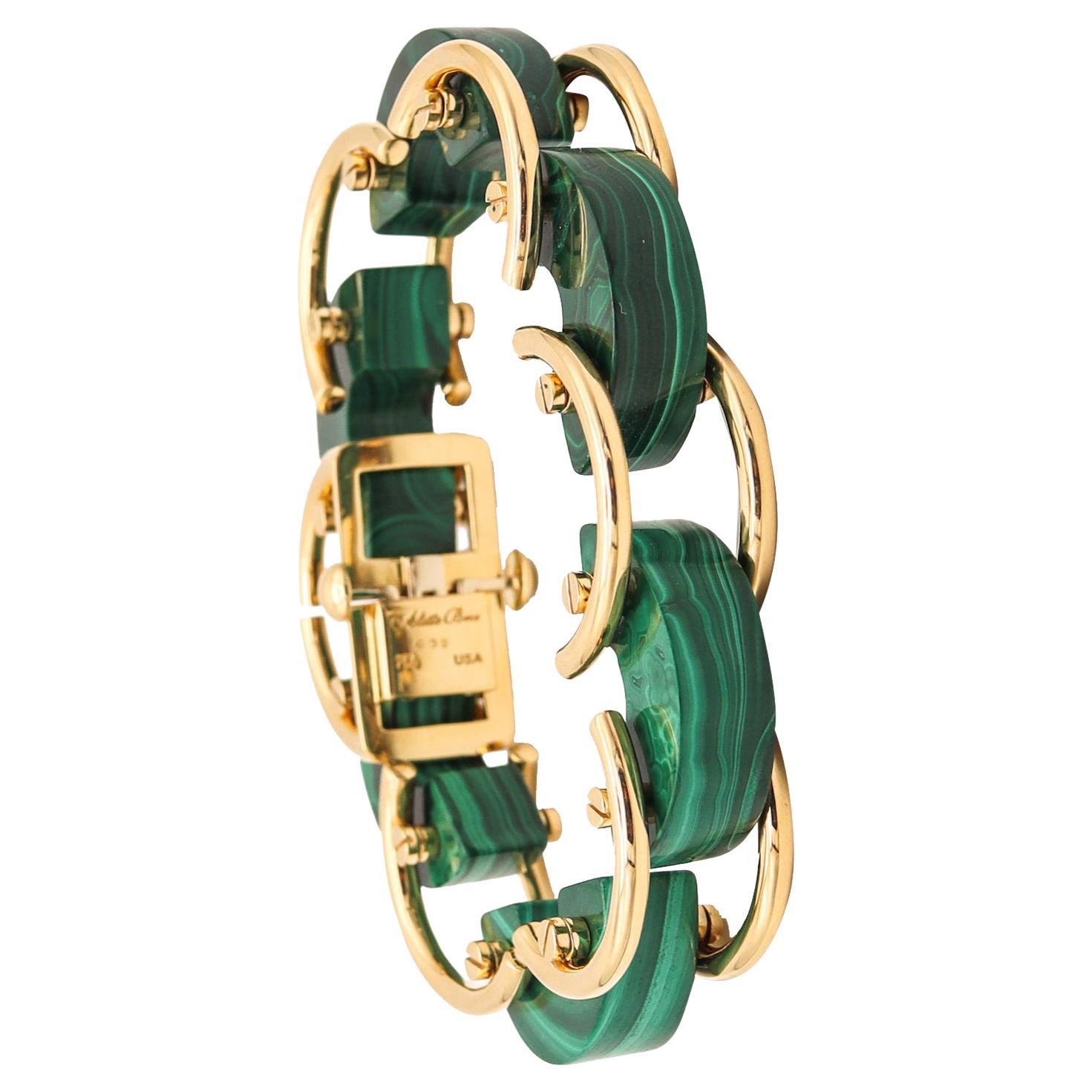 Aletto Brothers Sculptural Bracelet in 18Kt Yellow Gold with Carved Malachite For Sale