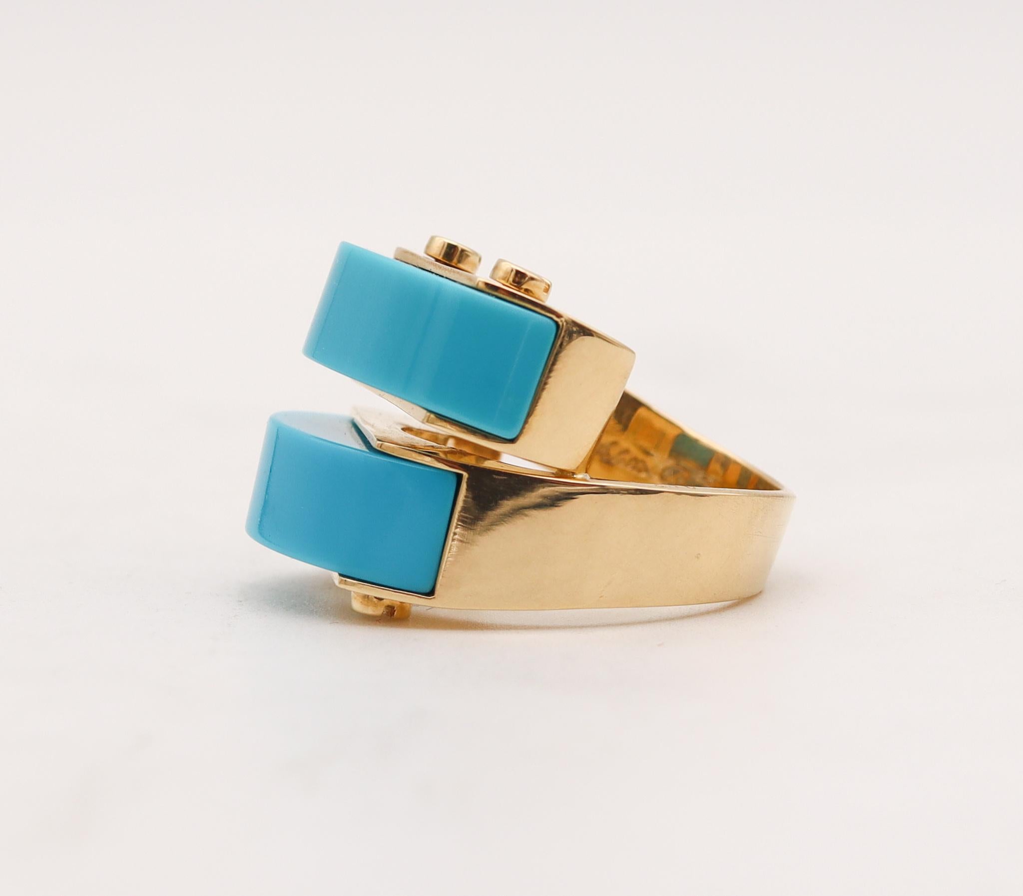 Aletto Brothers Sculptural Cocktail Ring in 18kt Yellow Gold with Turquoises In New Condition For Sale In Miami, FL
