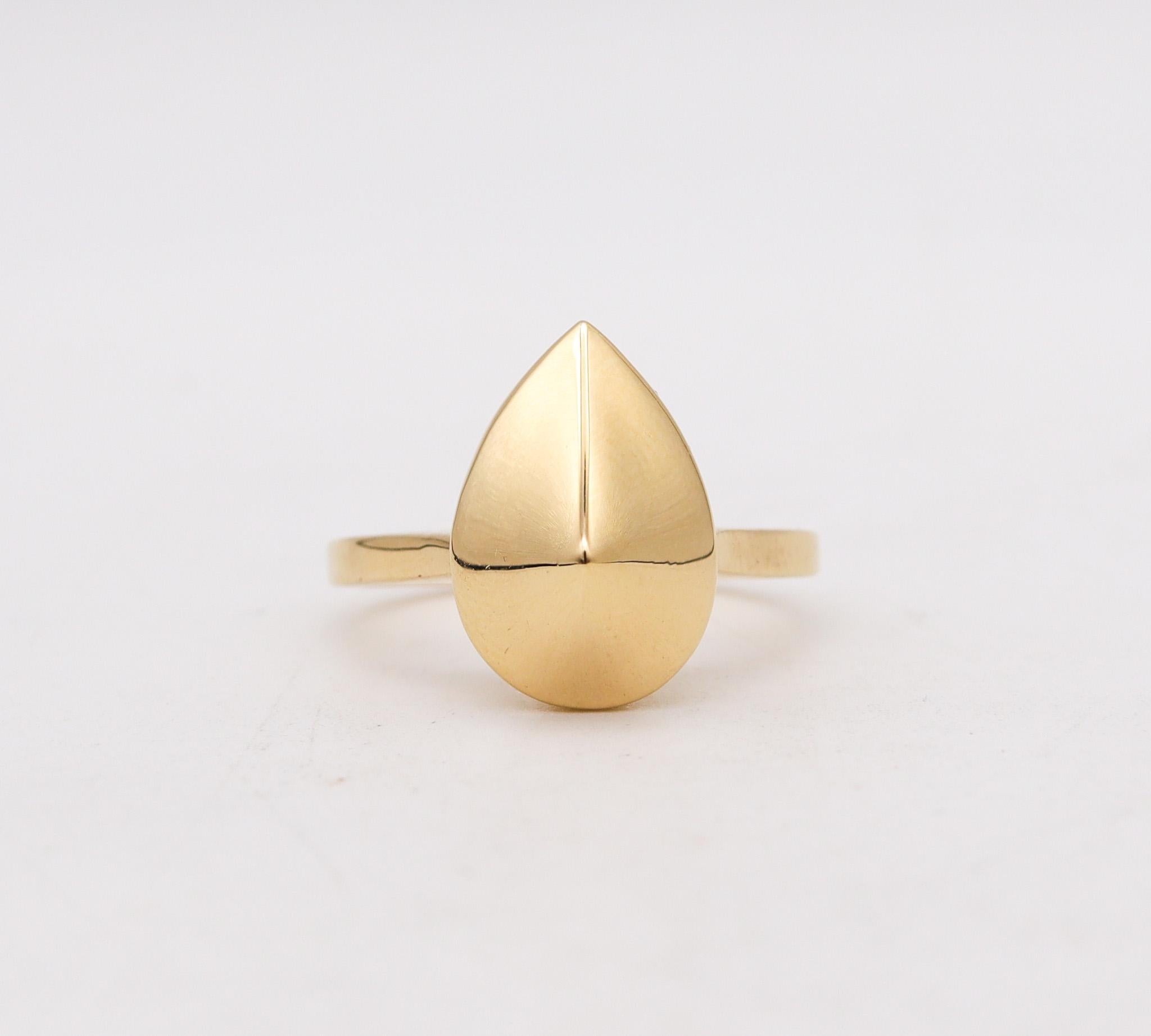 Aletto Brothers Stackable Medium Pear Shaped Geometric Ring in 18kt Yellow Gold For Sale 1