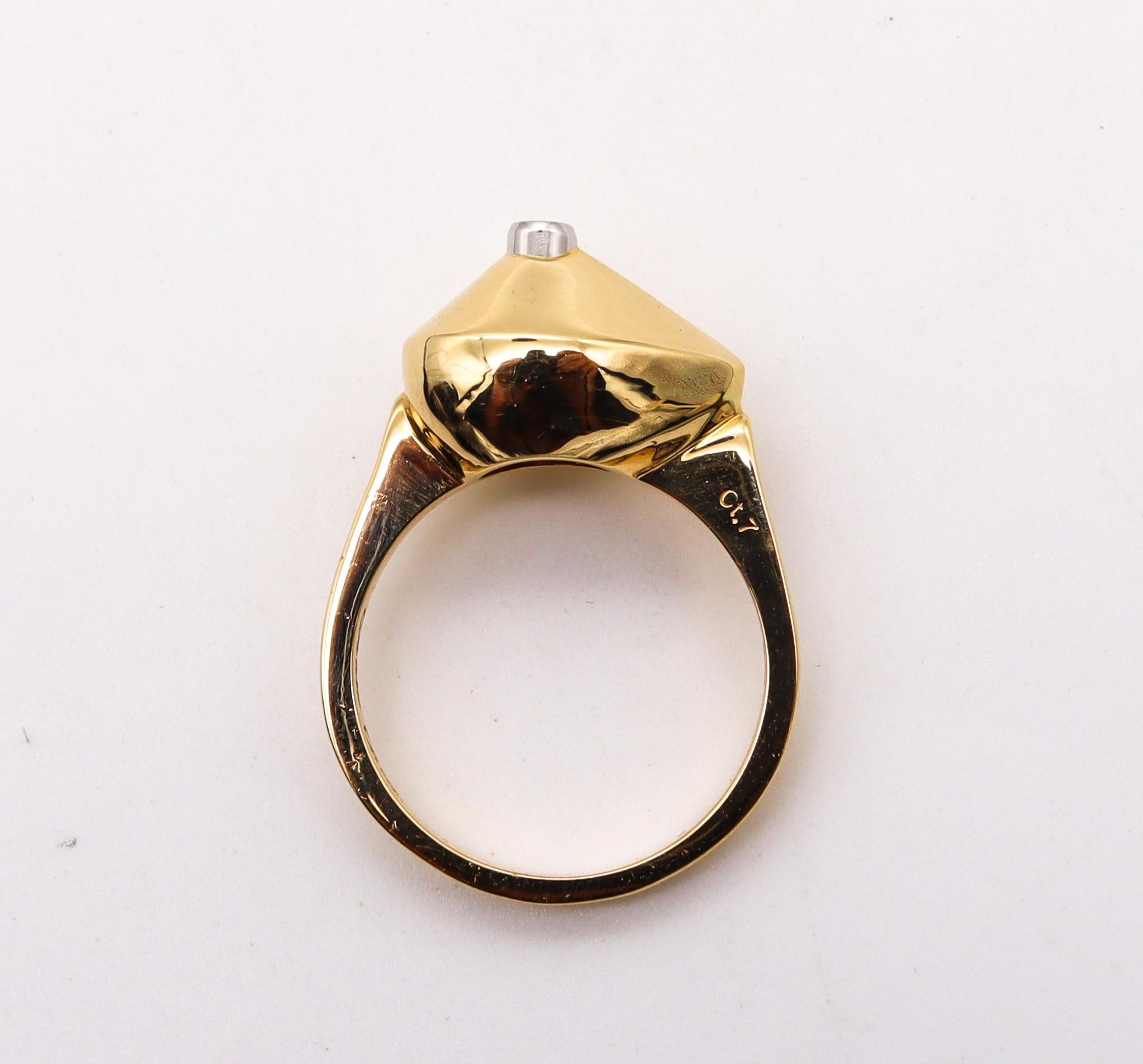 Aletto Brothers Bague empilable en forme de poire moyenne en or jaune 18 carats et diamants en vente 3