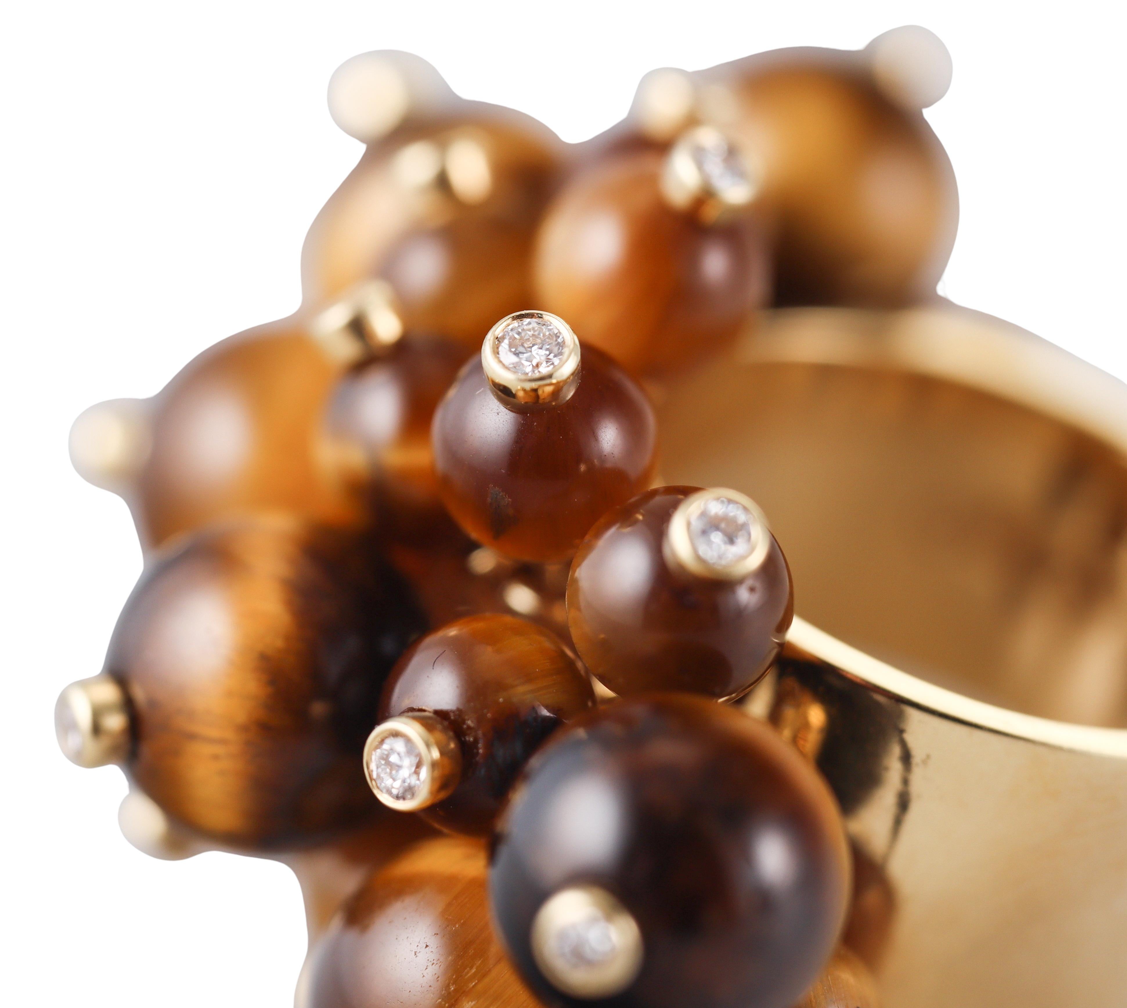 Anello d'oro con diamante e perle di occhio di tigre di Aletto Brothers in vendita 3