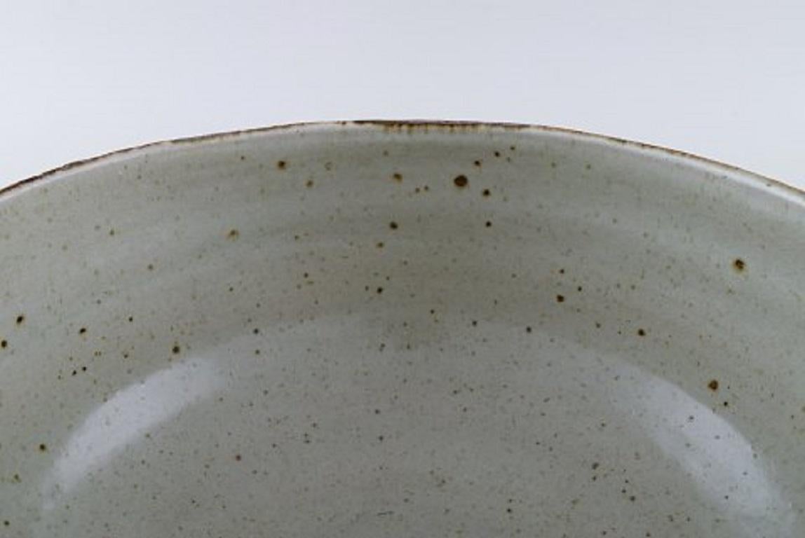 Alev Ebüzziya Siesbye for Royal Copenhagen, Stoneware Circular Bowl, 1960s 3