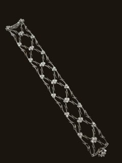 Alex & Co Clover 18K White Gold 45.5gr and Diamond Colorless VVS  Lace Bracelet