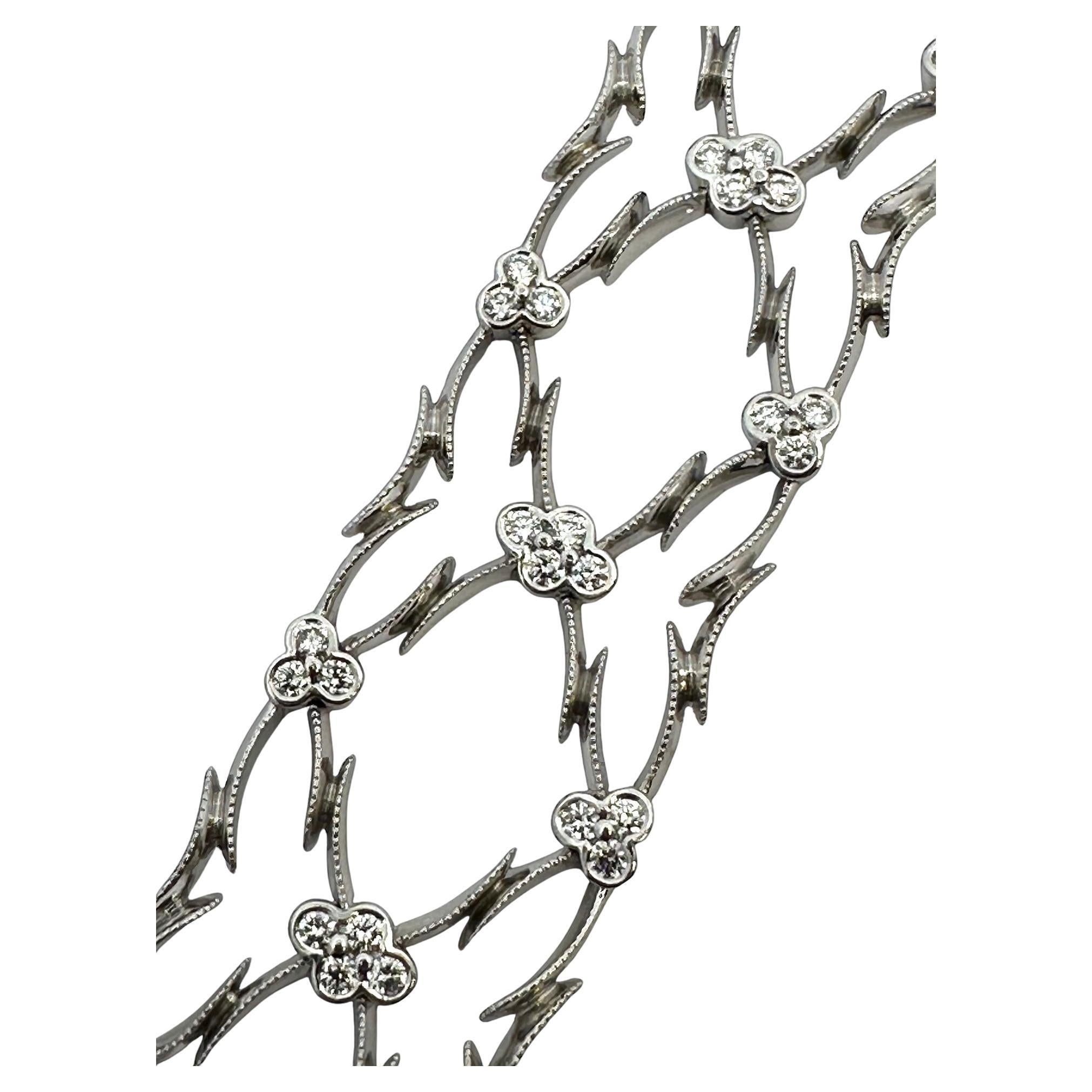 Alex & Co. Trifoglio in oro bianco 18K 45,5gr e diamante incolore VVS  Bracciale in pizzo in vendita