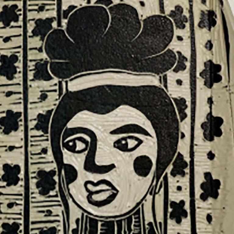 Bamboo Backbone Woman Portrait. Carved Porcelain Wall Sculpture im Angebot 1