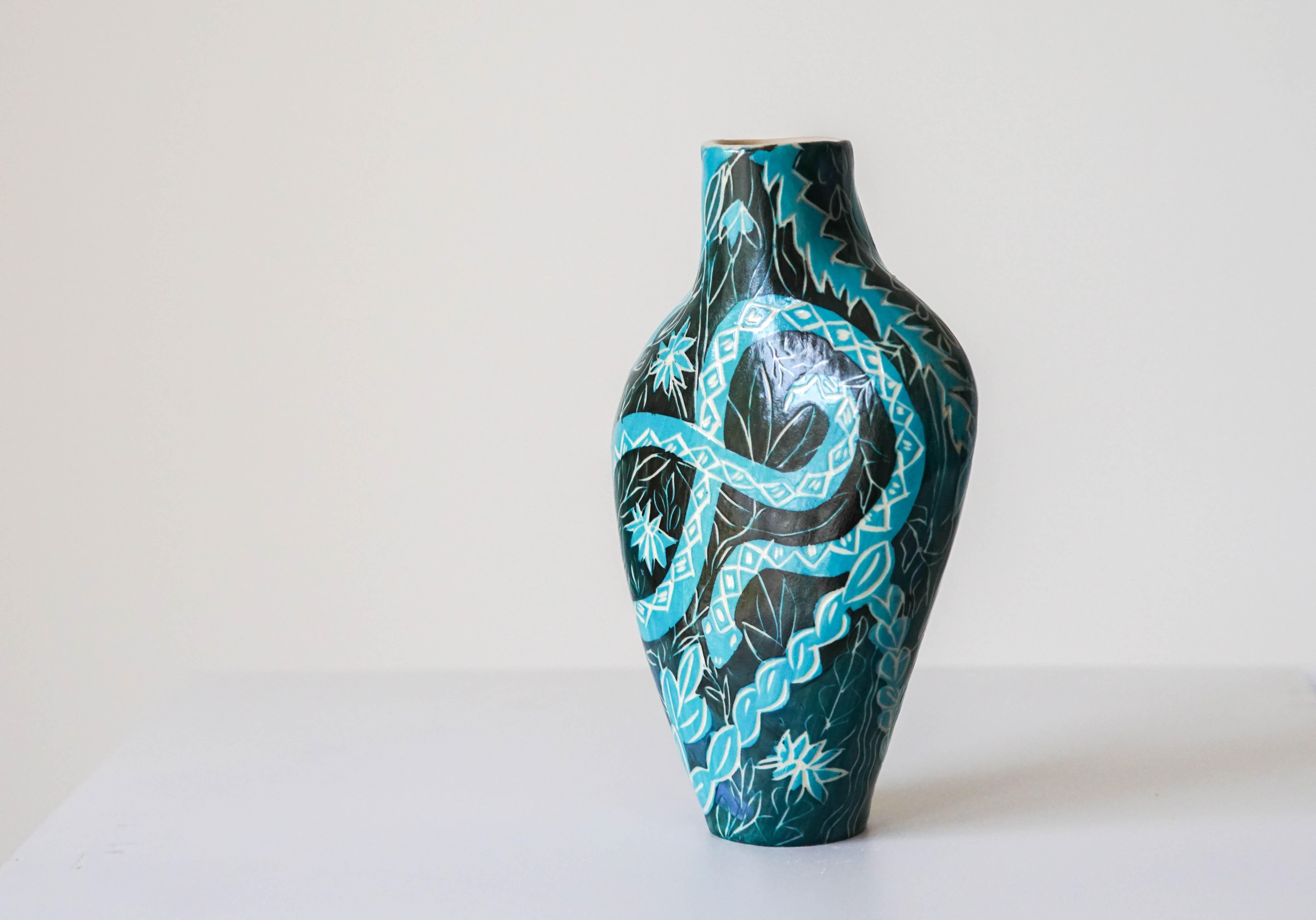 Charming Snakes,  Ceramic Vase sculpture For Sale 11