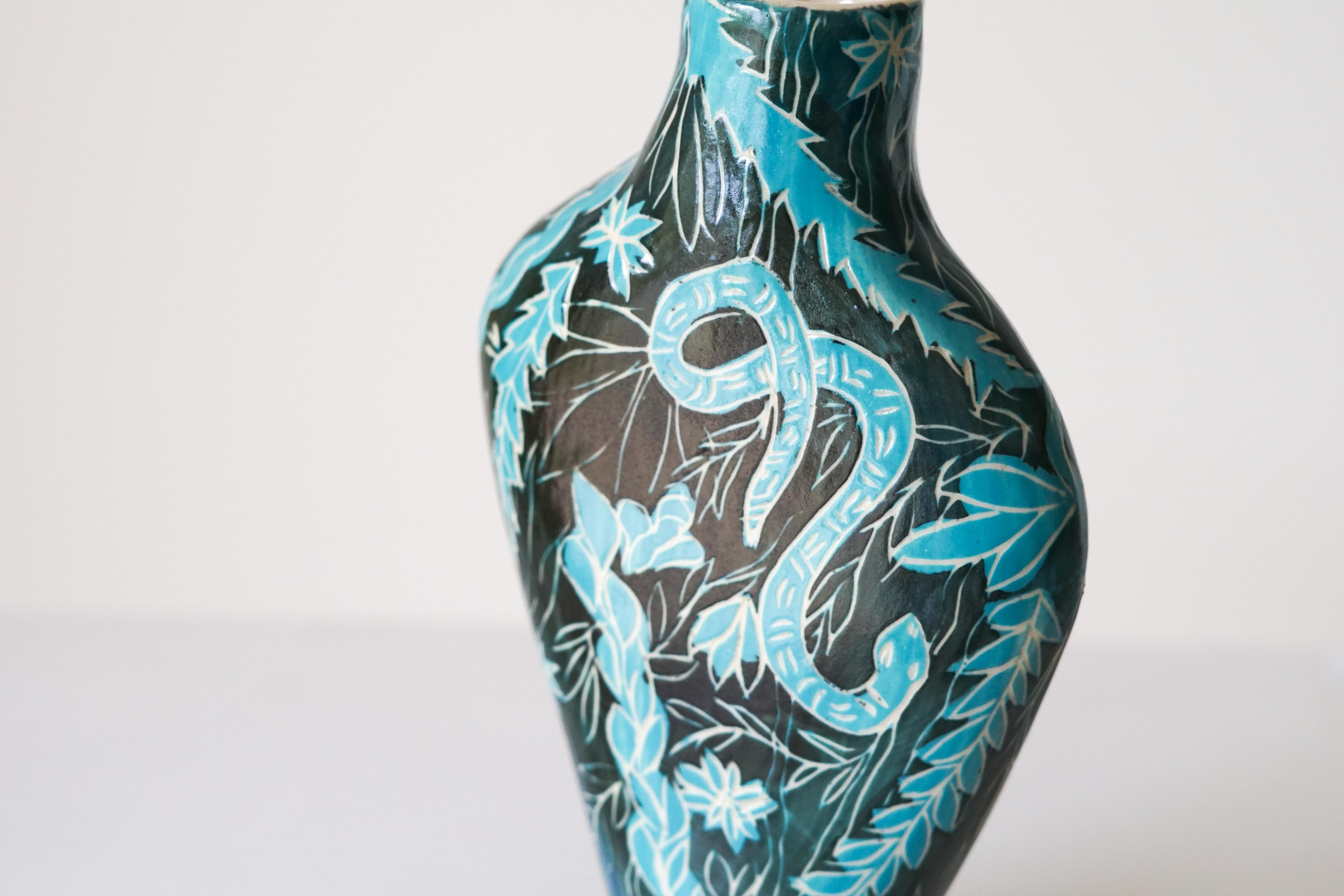 Charming Snakes,  Ceramic Vase sculpture For Sale 4