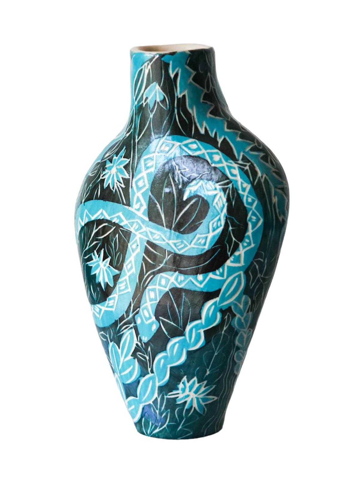 Helping Hand, Charming Snakes e Earth Needs Us Both. Sculture in vaso di ceramica - Sculpture Moderno di Alex Hodge