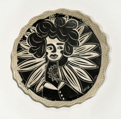 La lumière inhérente, portrait, sculpture murale en porcelaine sculptée.