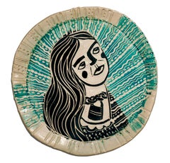 Cerradura y llave  Retrato. Escultura mural de porcelana tallada