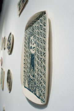 Monarchin-Porträt. Wandskulptur aus geschnitztem Porzellan