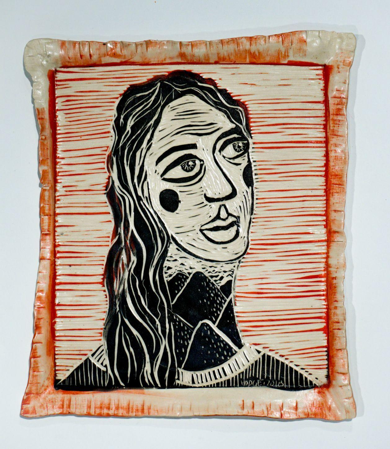 Montaña de una mujer, Retrato, Escultura de pared de porcelana tallada. en venta 1