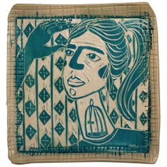 Retrato de las jaulas de traqueteo. Escultura mural de porcelana tallada