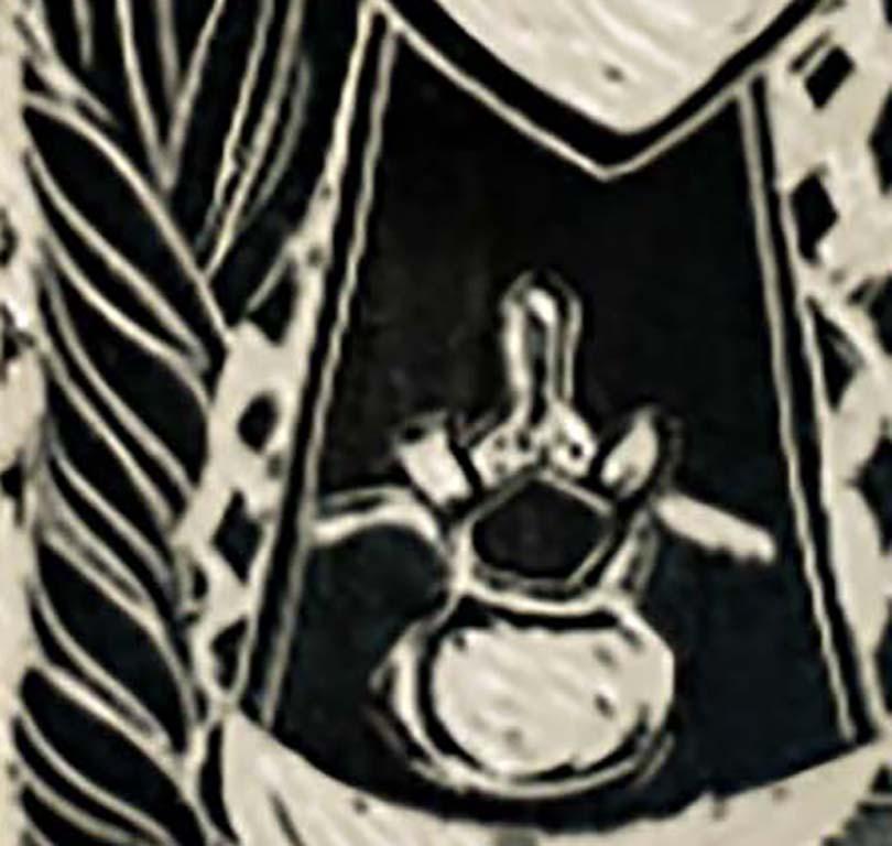 Les portraits, chargés d'images symboliques, regardent le spectateur avec une variété d'intensités et d'émotions. En d'autres termes, chaque femme a une histoire, qui n'est peut-être pas directement évidente ; cependant, l'utilisation d'images et