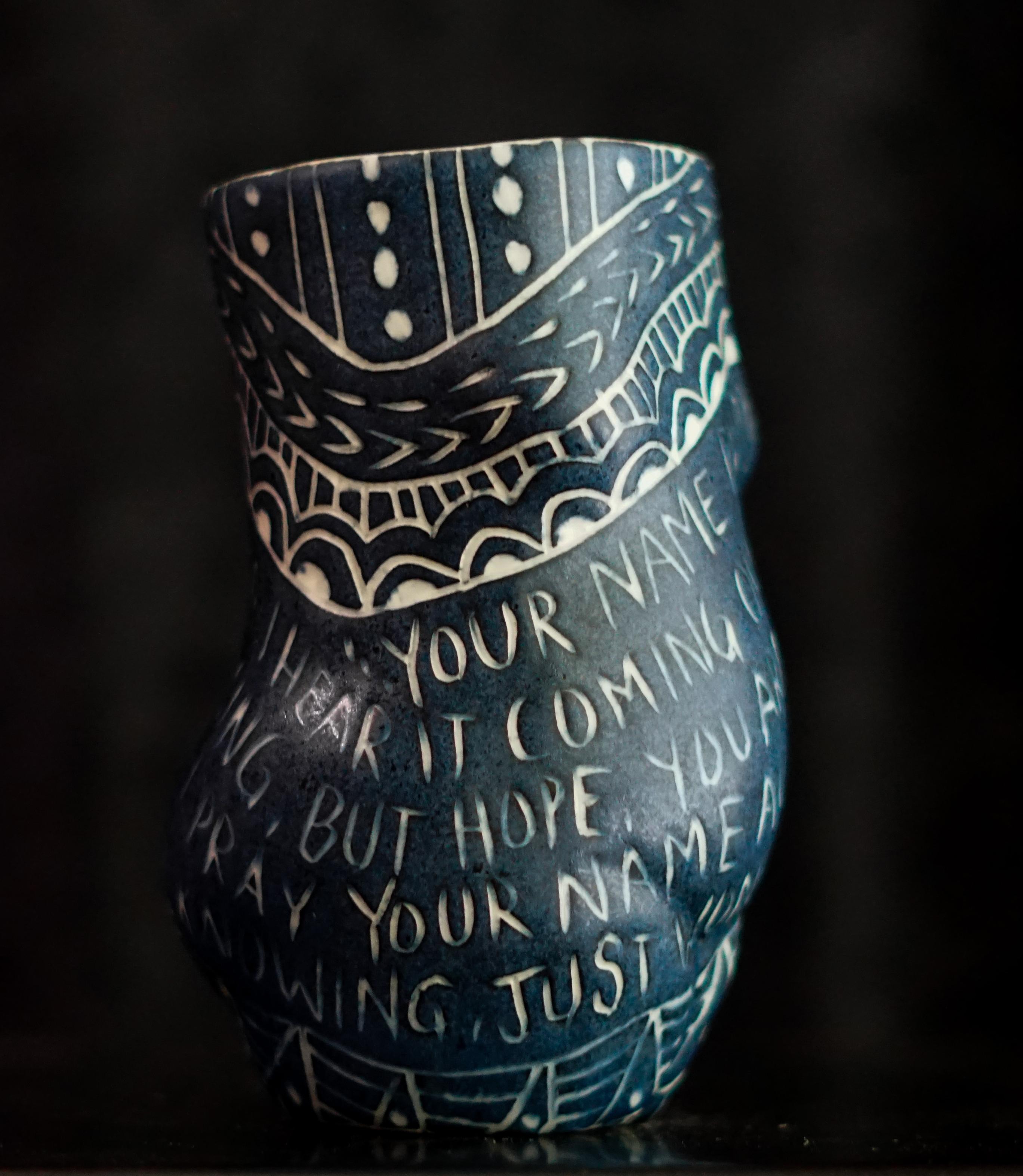 “Your Name Plays...” Porcelain cup with sgraffito detailing - Modern Sculpture by Alex Hodge