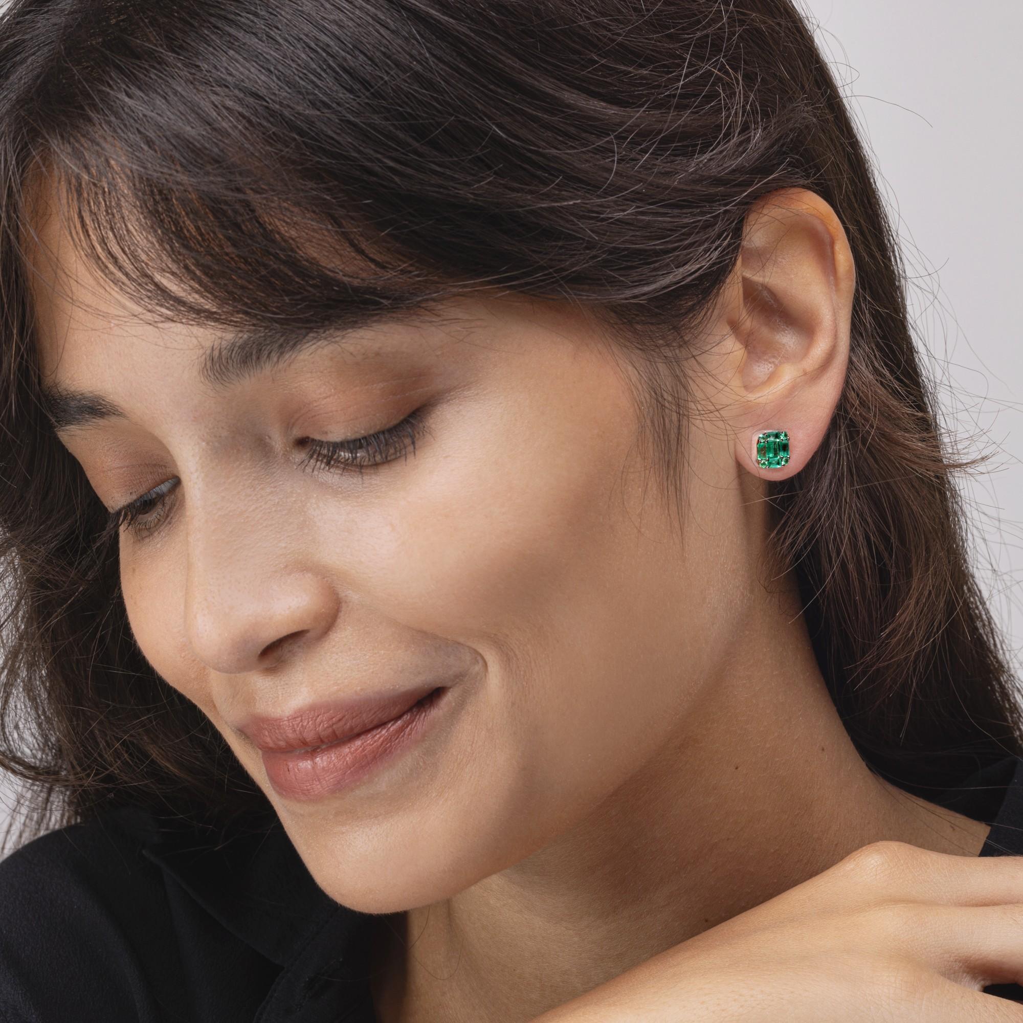 Alex Jona design collection, hand crafted in Italy, 18 karat white gold stud earrings set with 1.48 carats of emeralds.

Alex Jona jewels stand out, not only for their special design and for the excellent quality of the gemstones, but also for the