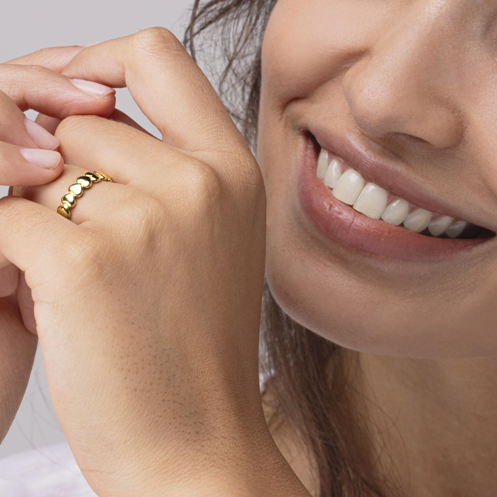 Alex Jona, bague cœur en or jaune 18 carats en vente 1
