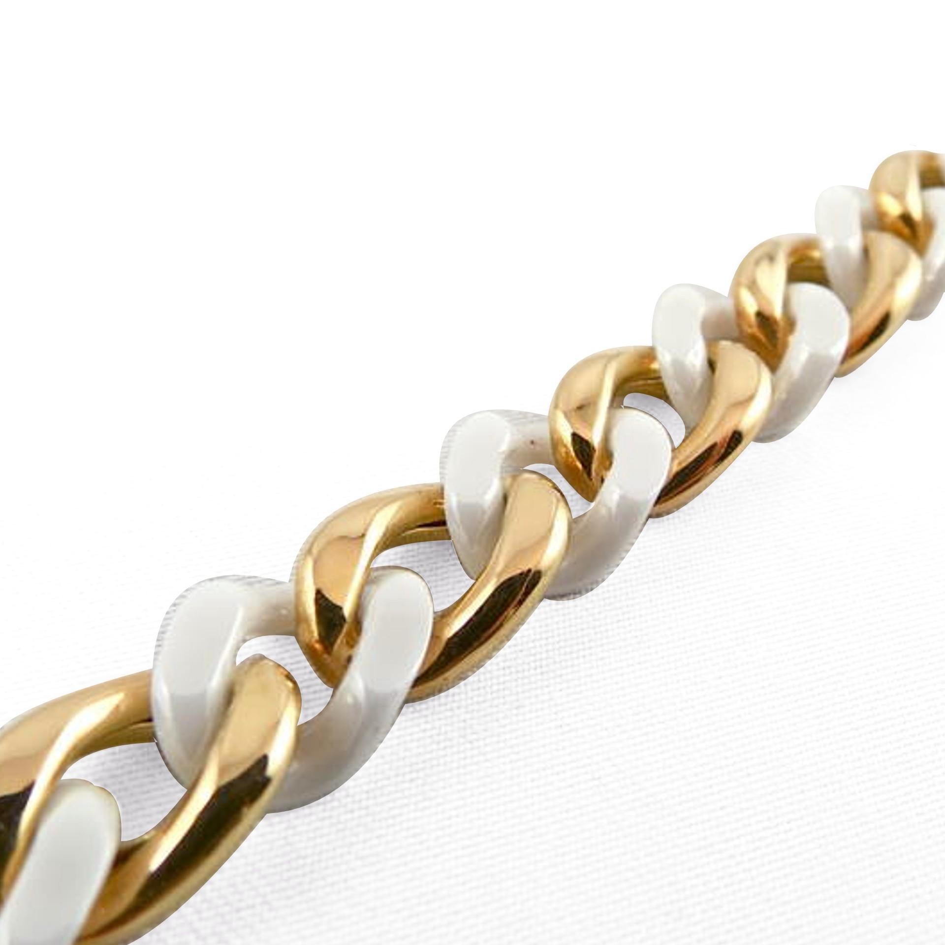Contemporary Alex Jona 18 Karat Yellow Gold & High-Tech White Ceramic Curb-Link Bracelet For Sale