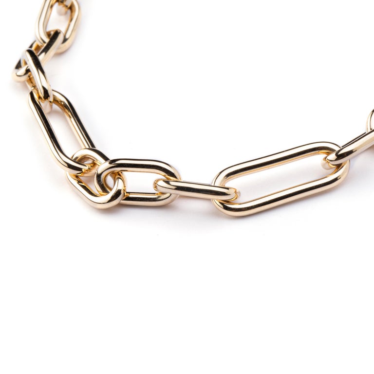 Alex Jona Design Collection, Hand crafted in Italy, 18 karat yellow gold toggle bar link chain necklace. 
Dimensions : L 17.72 in X W 0.11 in - L 45 cm X W 2.84 mm

Alex Jona jewels stand out, not only for their special design and for the excellent