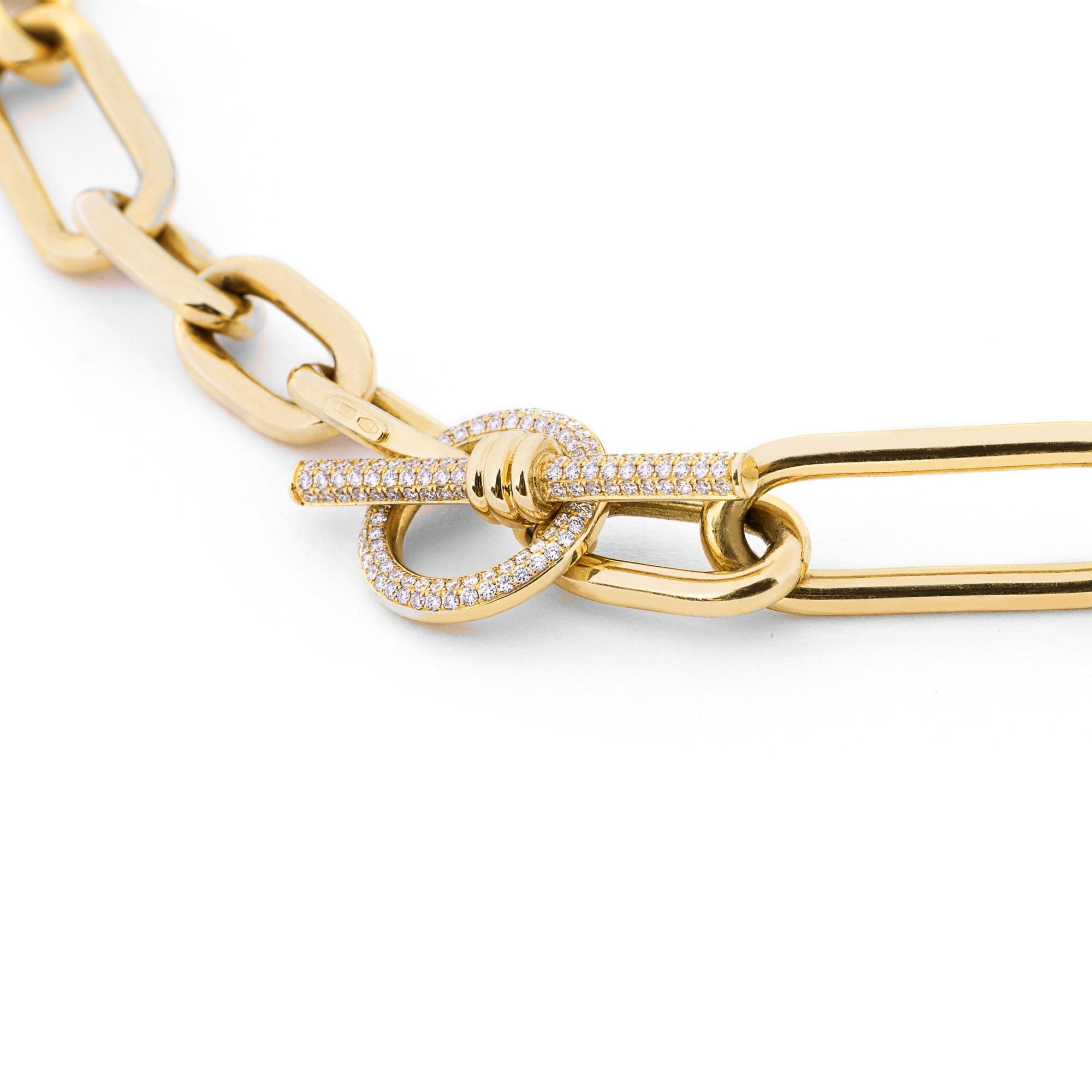 Round Cut Alex Jona 18 Karat Yellow Gold White Diamond Toggle Bar Link Chain Necklace For Sale