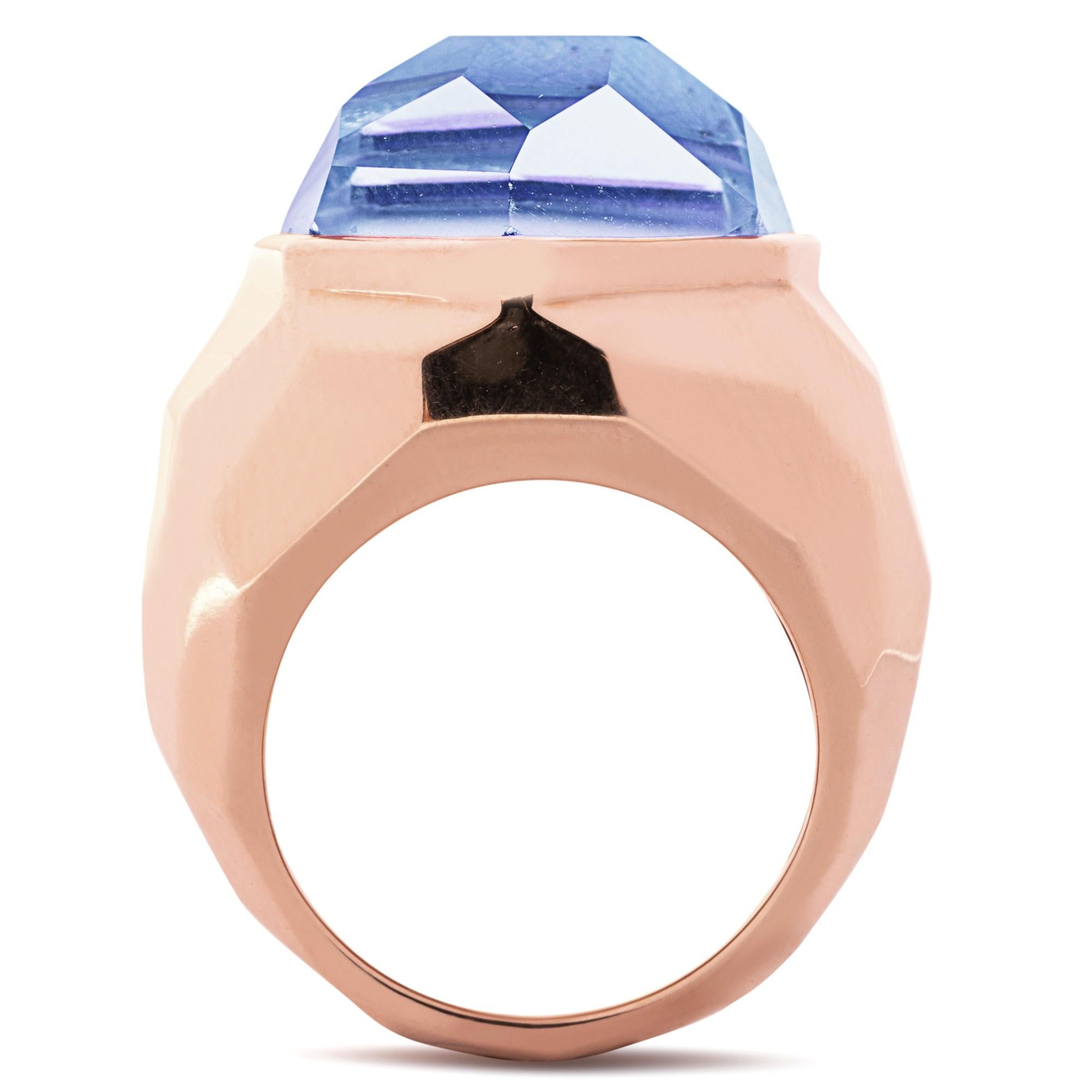 Anello a cupola in oro rosa 18 carati con quarzo apatite di Alex Jona in vendita 1