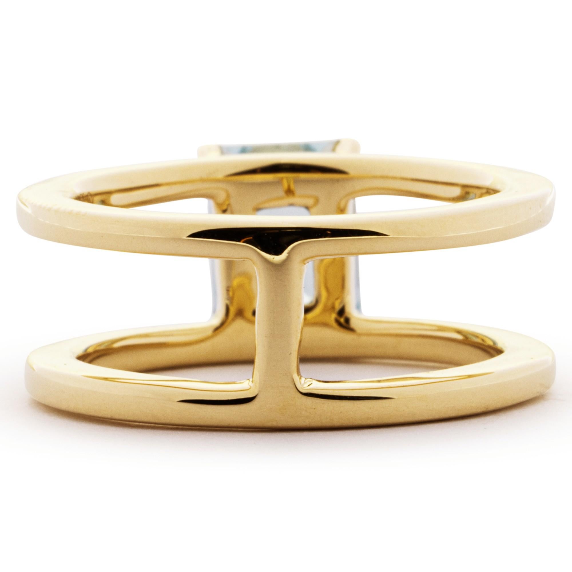 Aquamarine 18 Karat Yellow Gold Open Band Ring For Sale 1