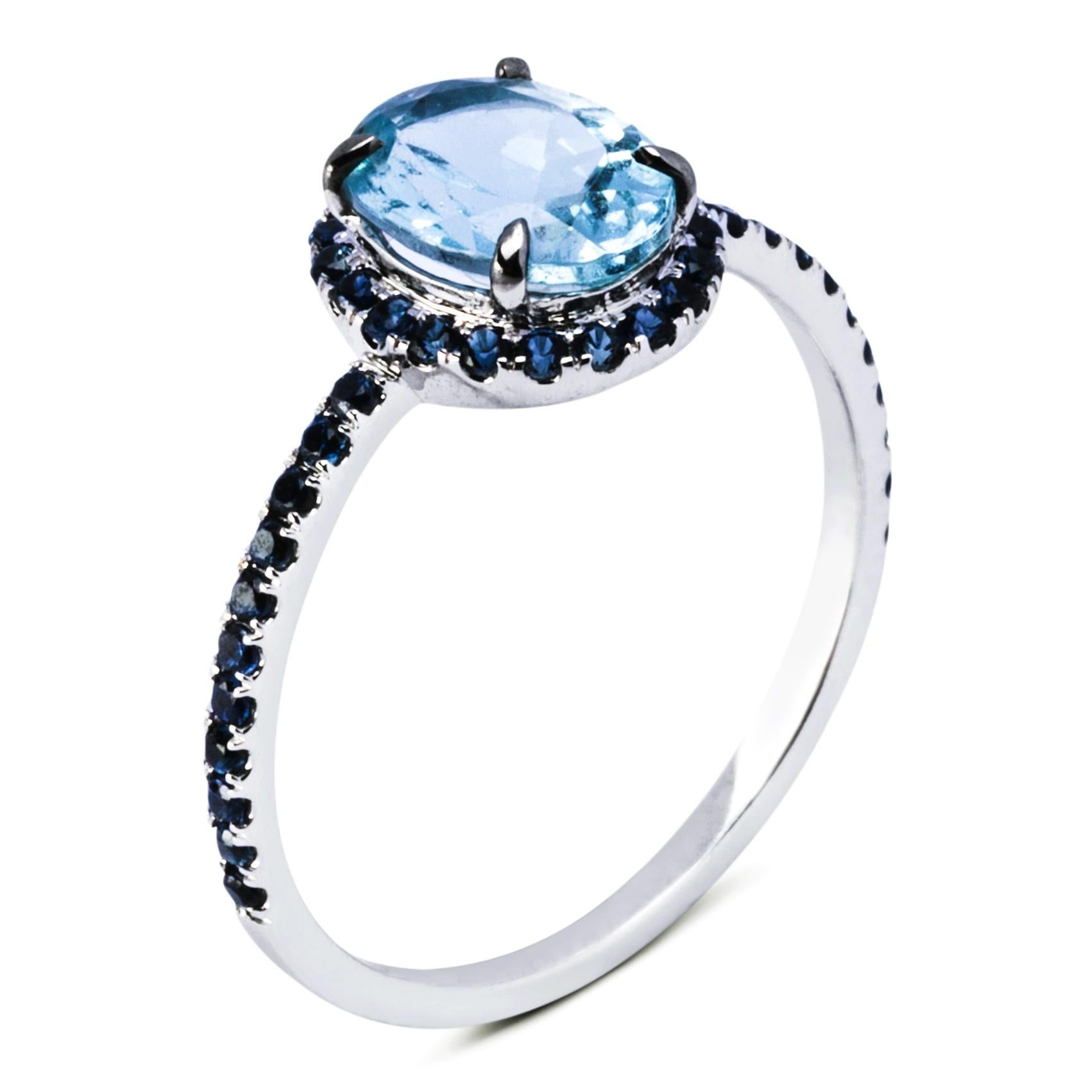 Alex Jona Anillo solitario de oro blanco con aguamarina y zafiro azul Contemporáneo en venta