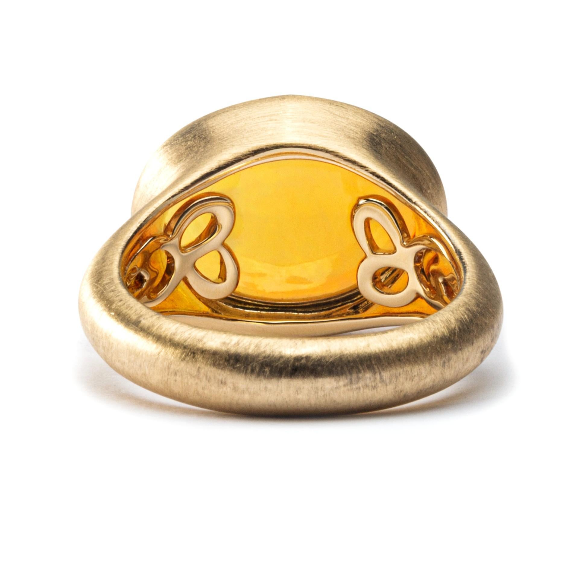 Women's or Men's Alex Jona Arlequin Opal Brushed 18 Karat Yellow Gold Ring For Sale