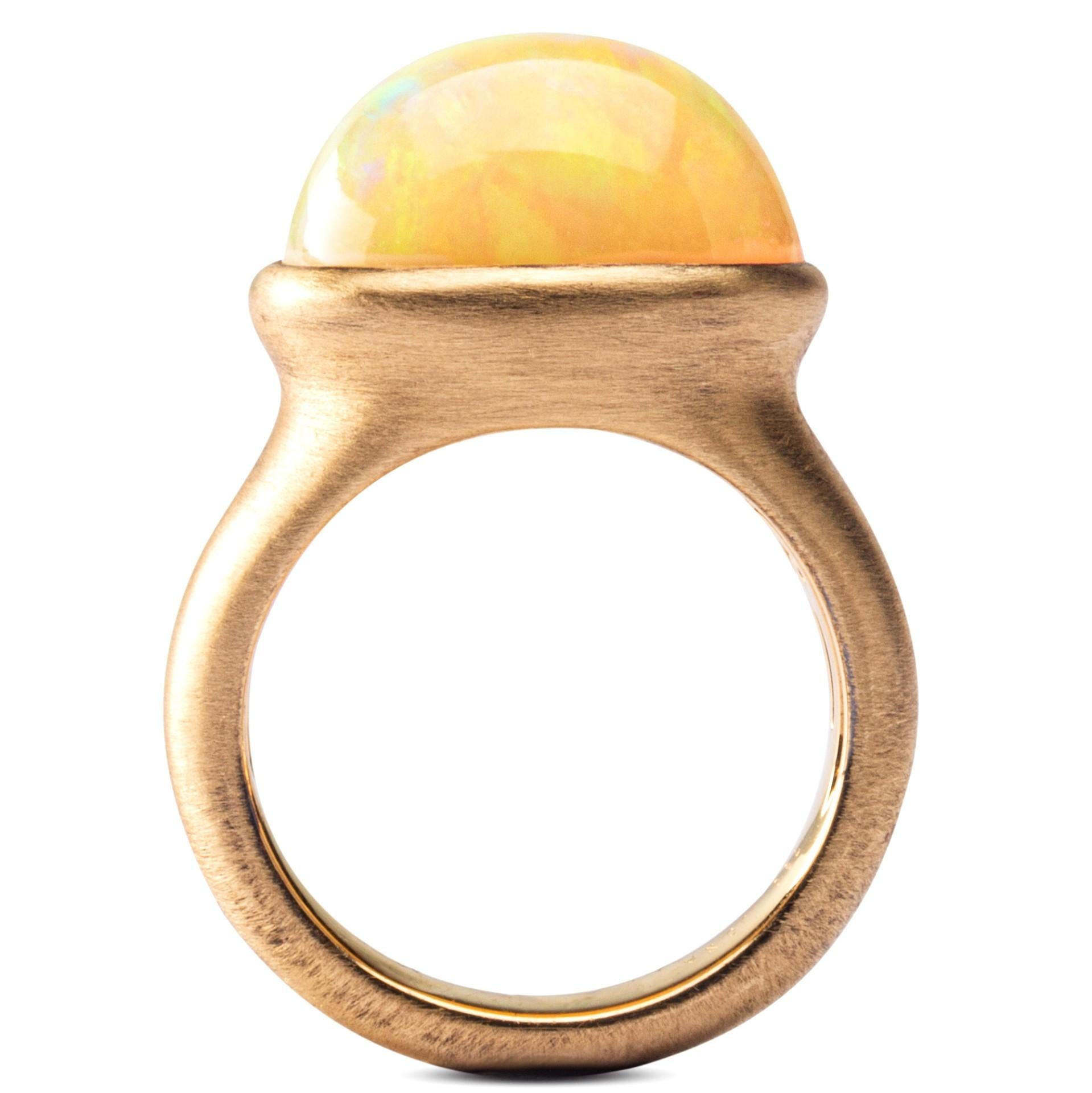 Alex Jona Arlequin Opal Brushed 18 Karat Yellow Gold Ring In New Condition For Sale In Torino, IT