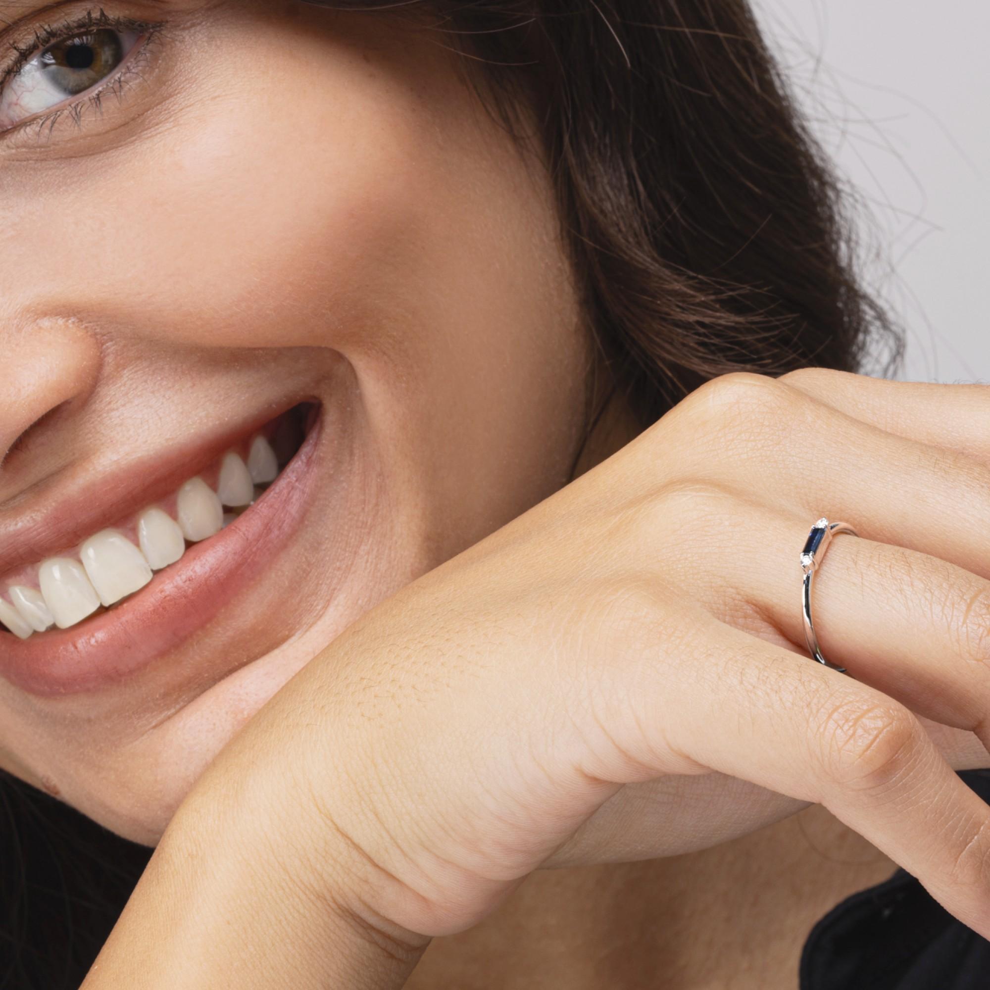 Women's Alex Jona Baguette Cut Blue Sapphire & White Diamond 18 Karat White Gold Ring For Sale