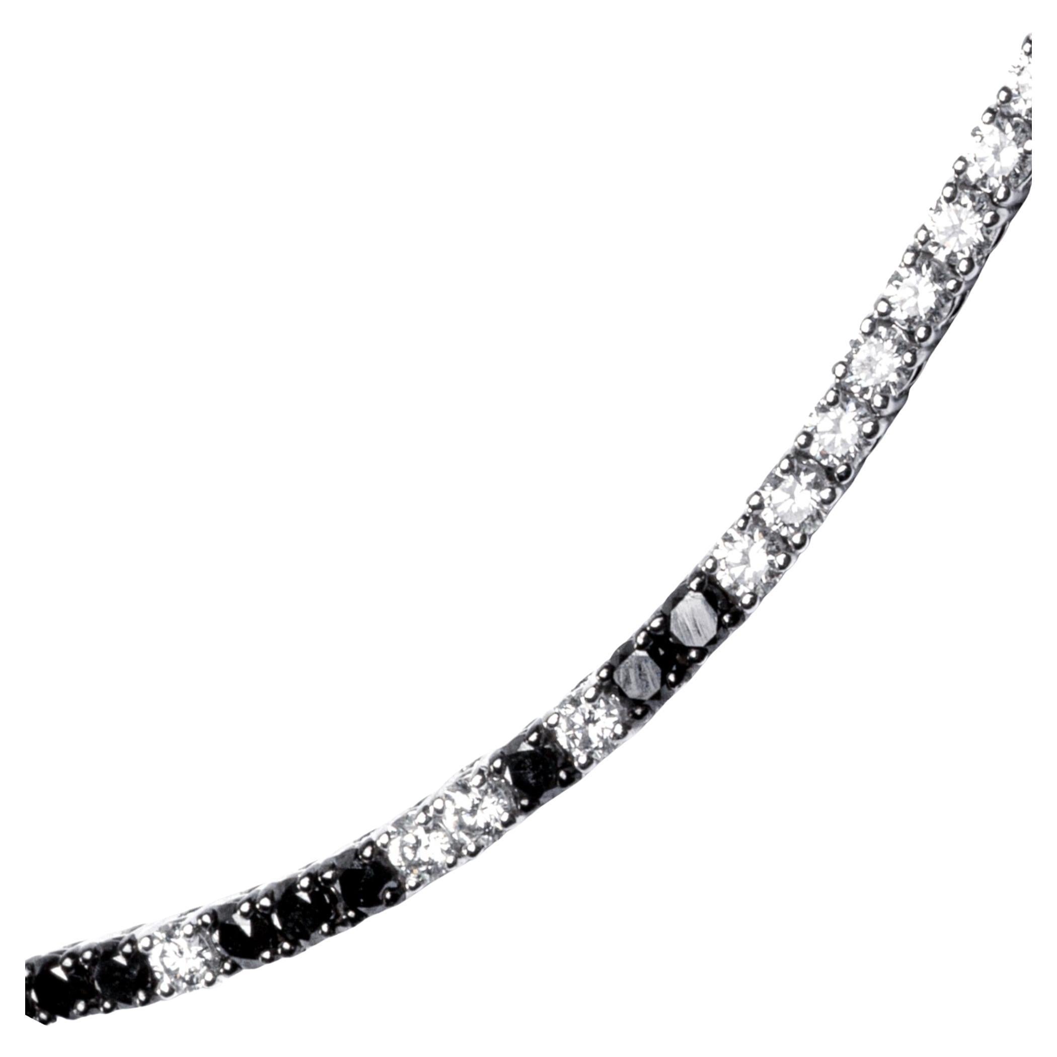 Contemporary Alex Jona Black and White Diamond 18 Karat White Gold Tennis Bracelet For Sale