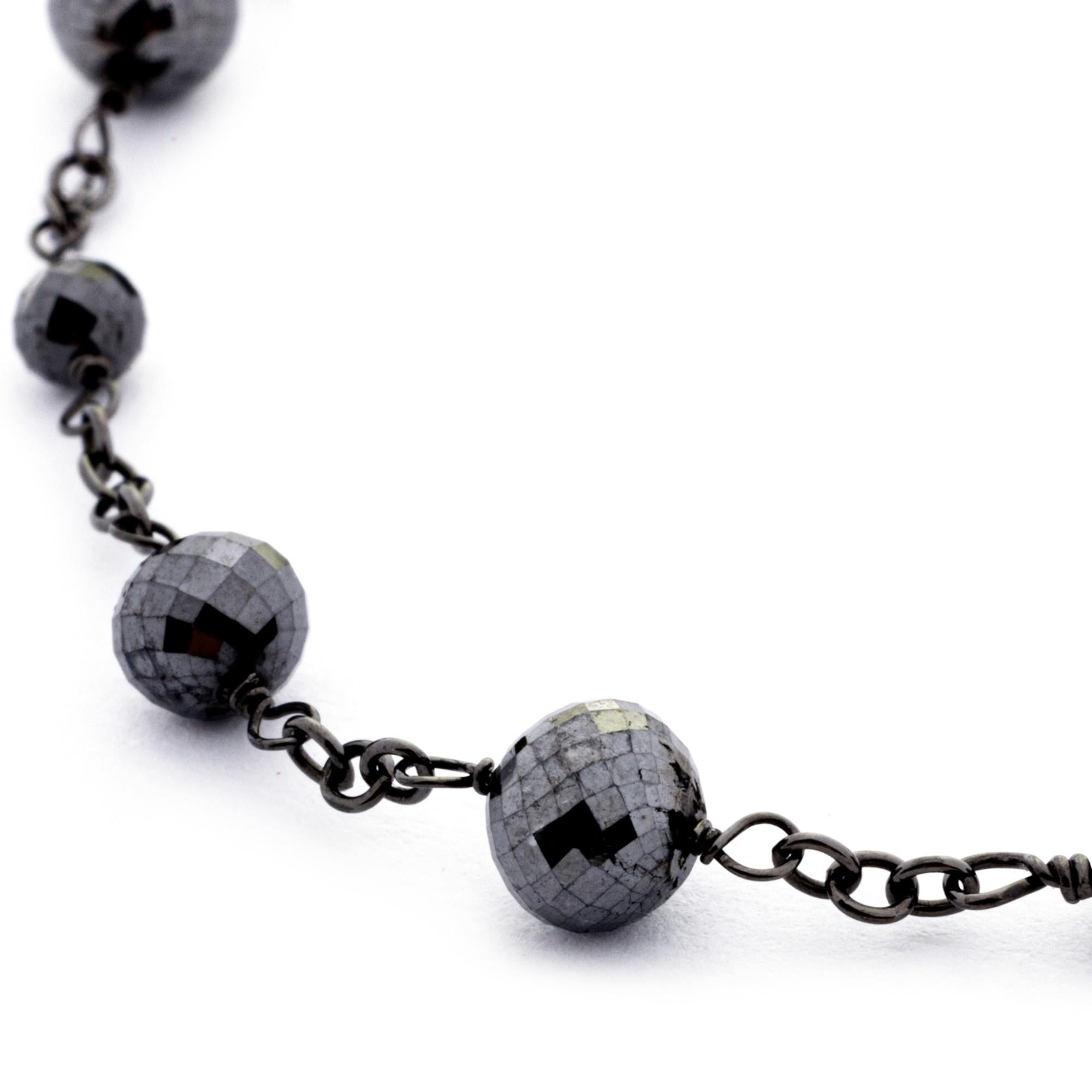 Taglio briolette Alex Jona Bracciale con diamanti neri in oro bianco 18 carati e rodio nero in vendita
