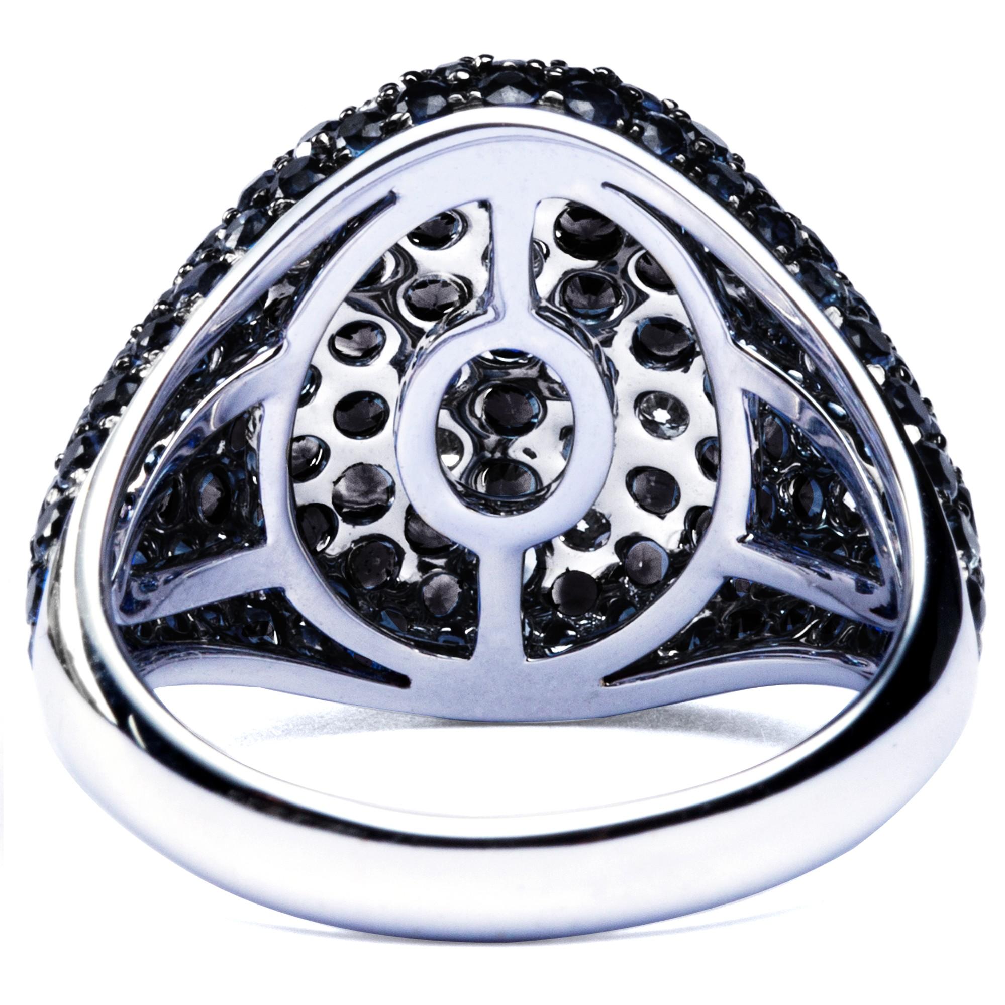 Women's or Men's Alex Jona Black & White Diamond 18 Karat White Gold Signet Ring For Sale