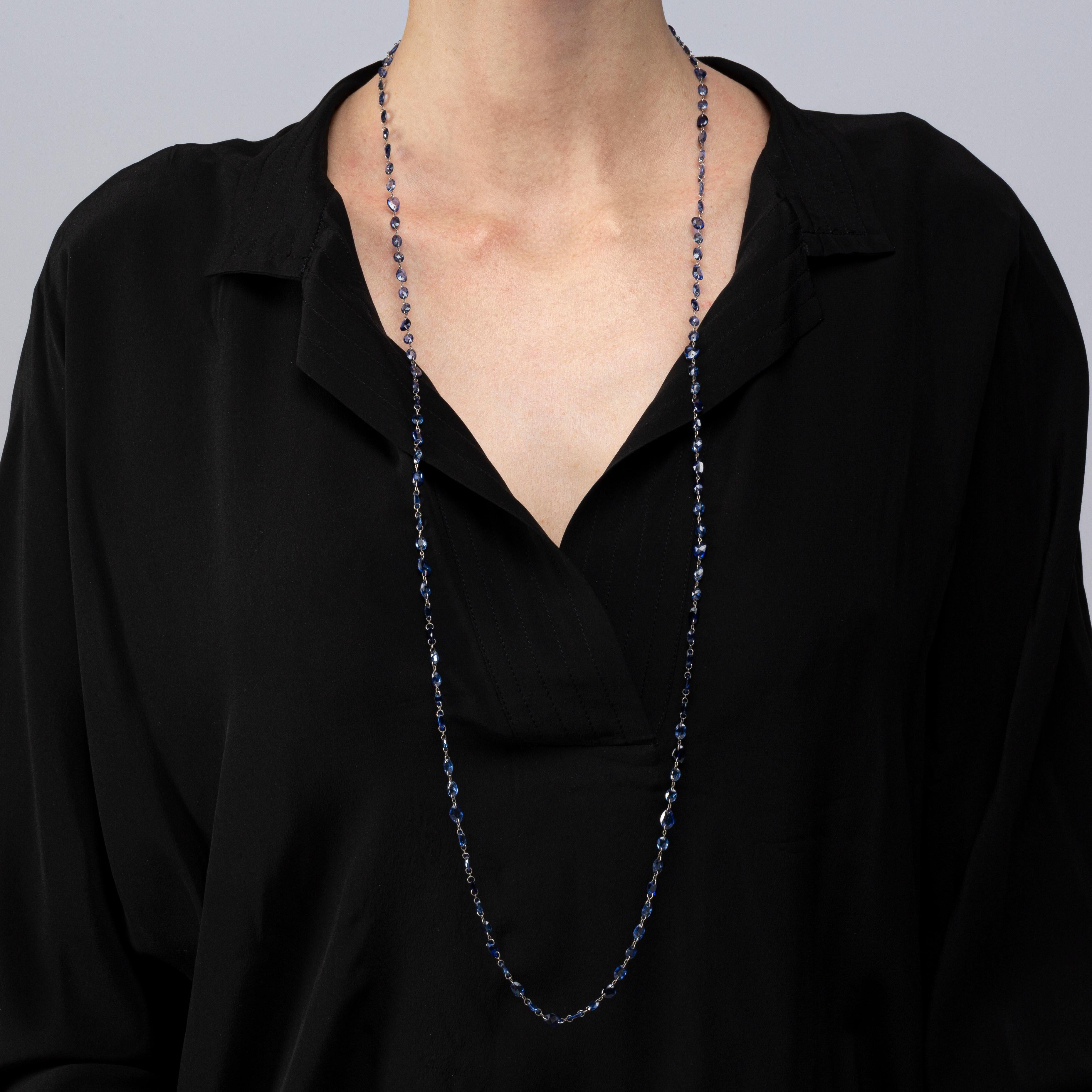 Lange Halskette von Alex Jona aus 18 Karat Weißgold mit blauem Saphir im Angebot 1