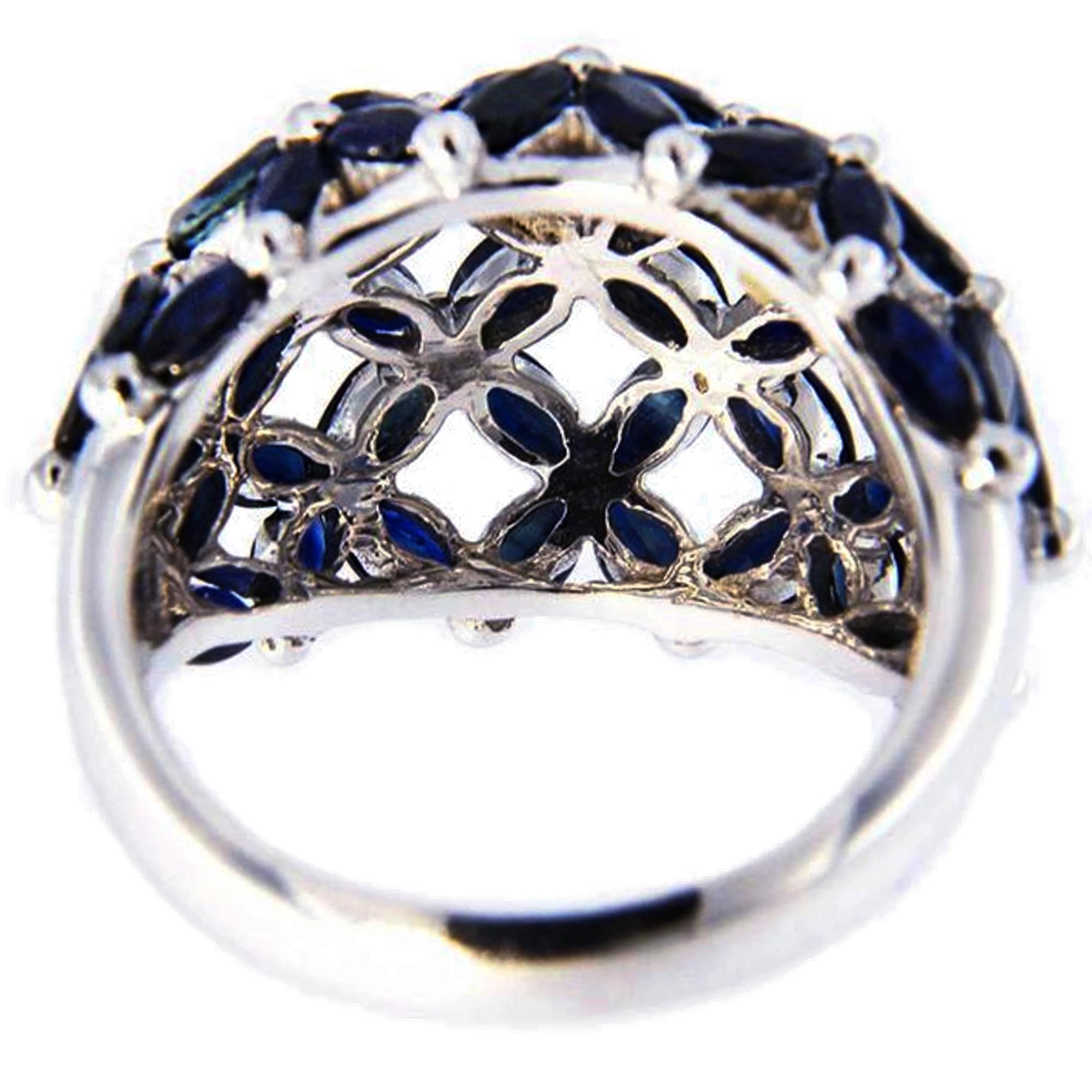 Women's or Men's Alex Jona Blue Sapphire Dome 18 Karat White Gold Ring For Sale