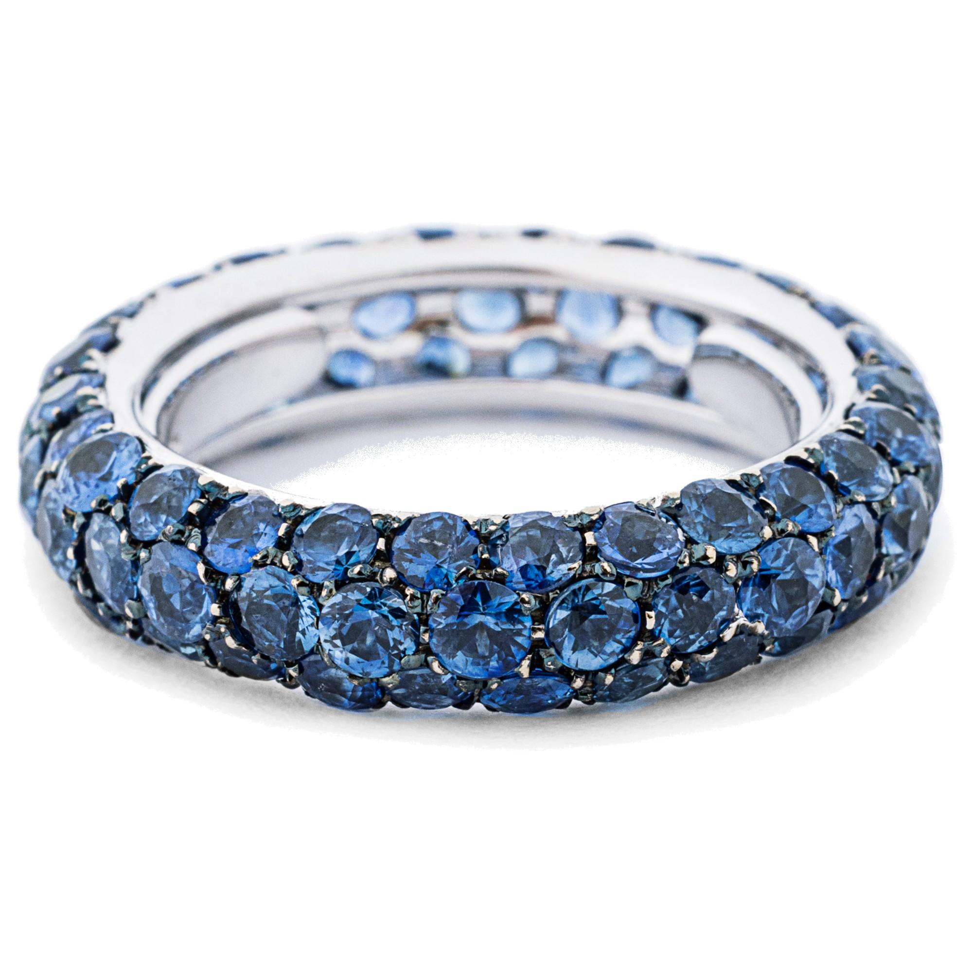 Alex Jona Blue Sapphire Pavé 18 Karat White Gold Eternity Band Ring In New Condition For Sale In Lugano, CH