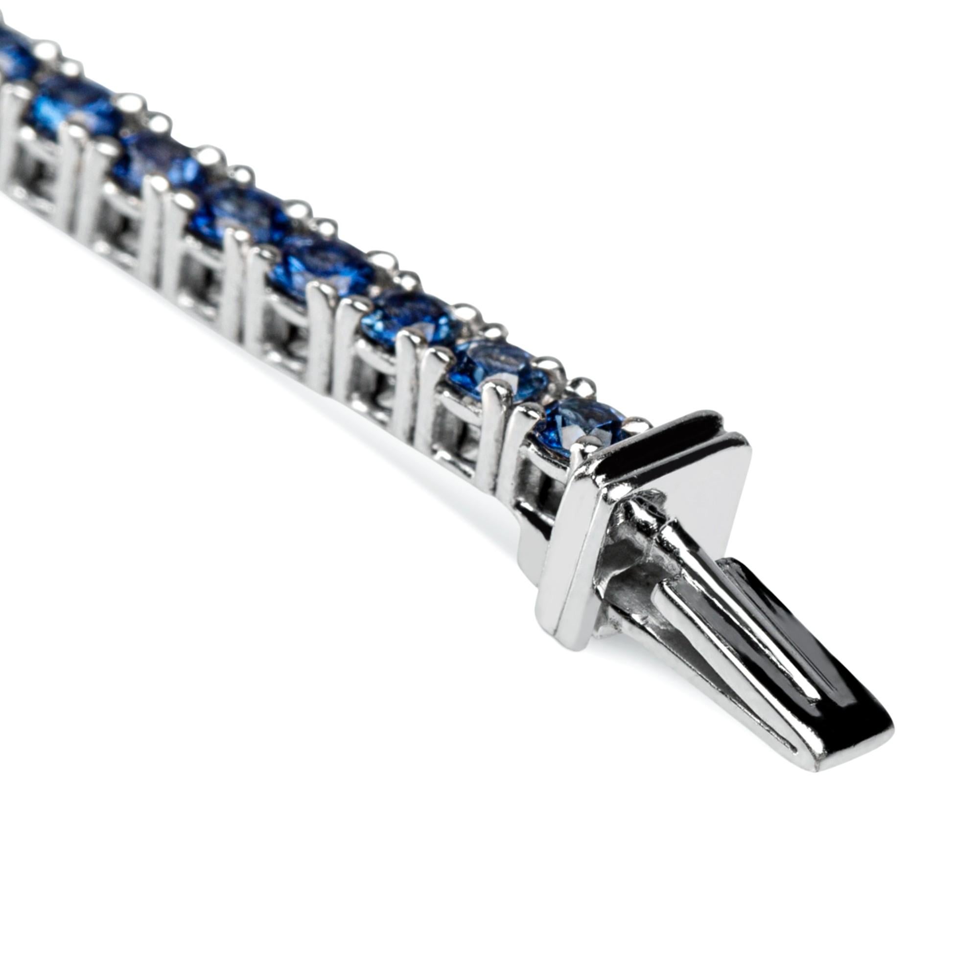 Women's or Men's Alex Jona Blue Sapphire White Diamond 18 Karat White Gold Tennis Bracelet For Sale