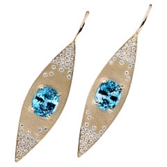 Alex Jona Pendants d'oreilles en or jaune 18 carats avec zircon bleu et diamants blancs