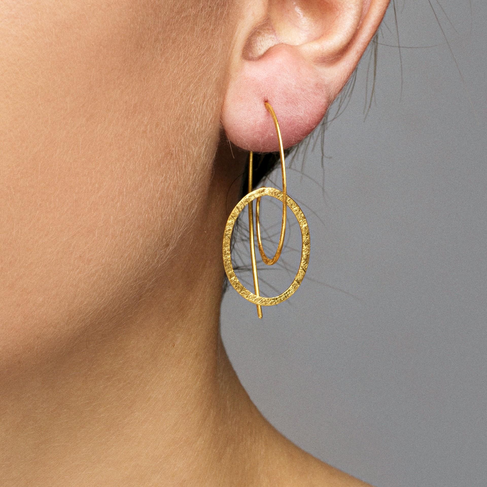 Women's Alex Jona Brushed 18 Karat Yellow Gold Pendant Earrings For Sale