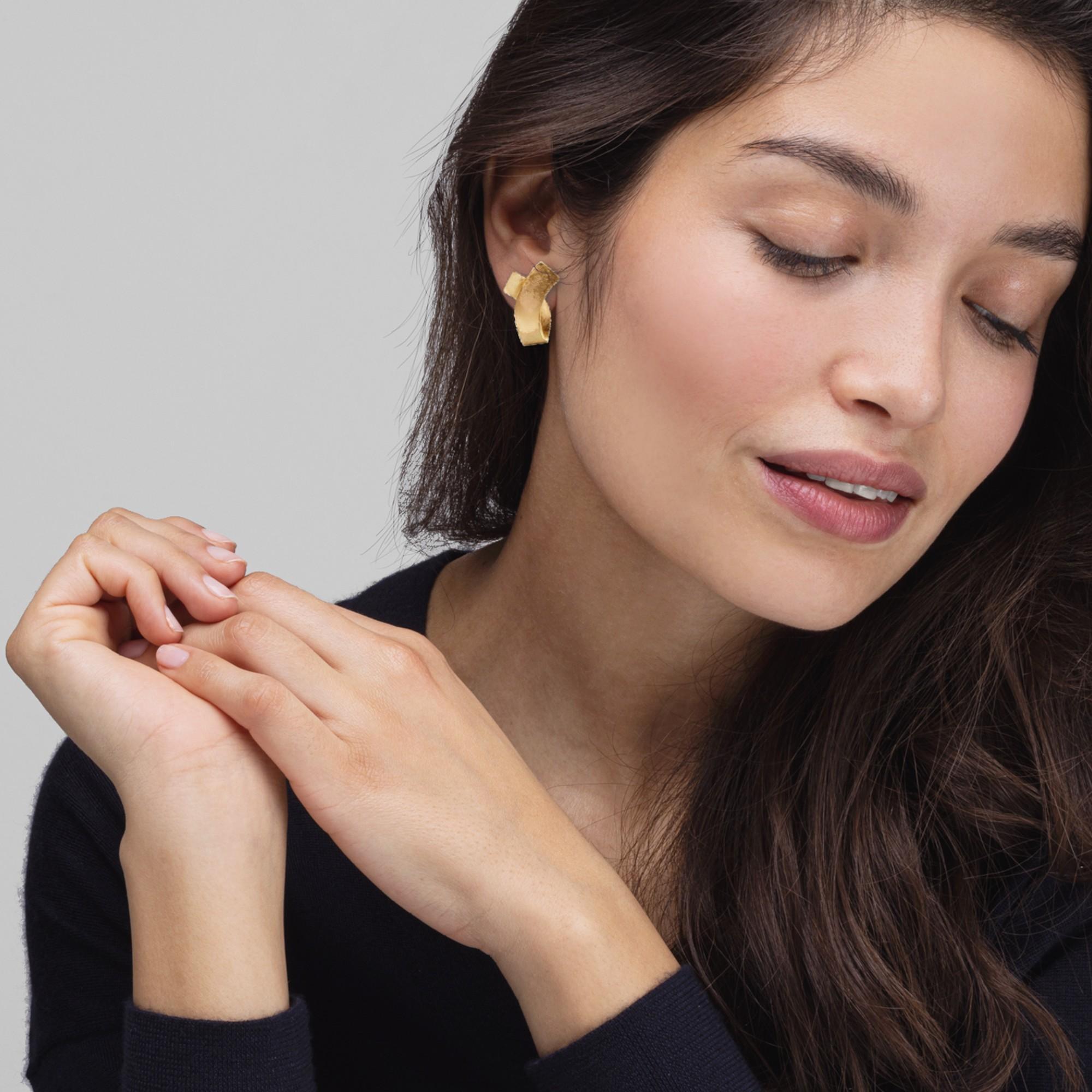 Contemporary Alex Jona Brushed 18 Karat Yellow Gold Stud Earrings For Sale